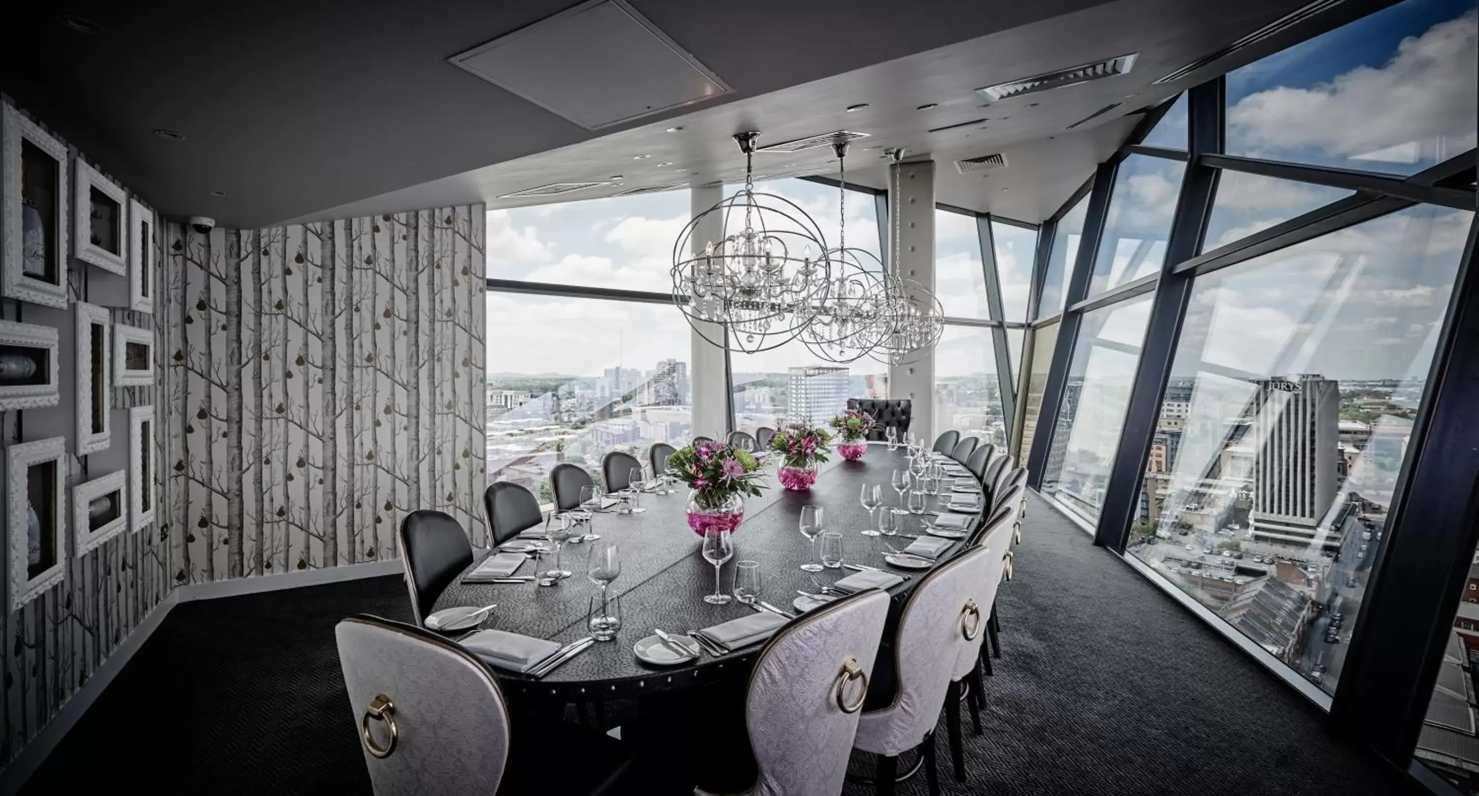 Restaurant/places to eat in The Cube Hotel Birmingham Restaurant/places to eat in The Cube Hotel Birmingham