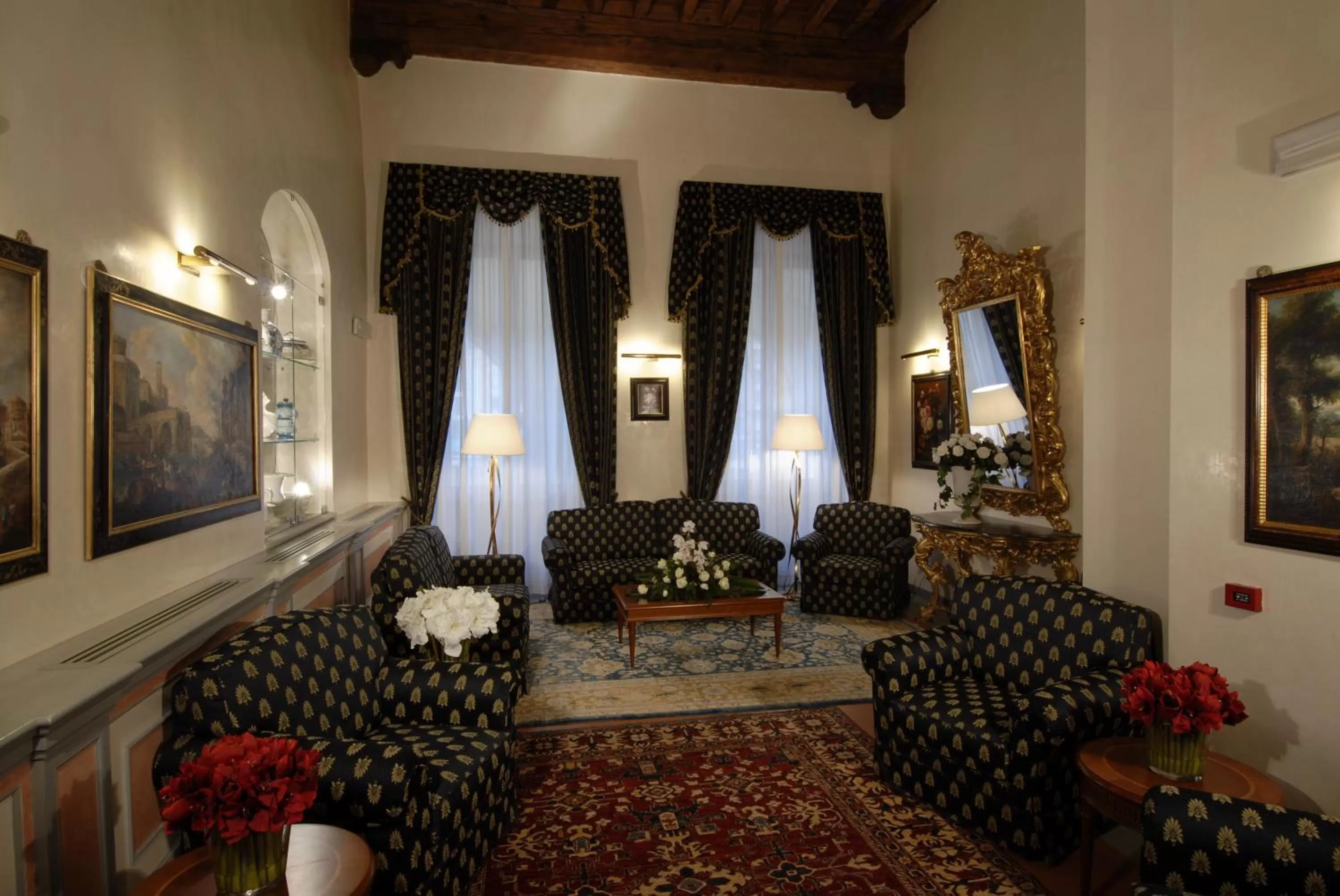 Lounge or bar in Hotel degli Orafi
