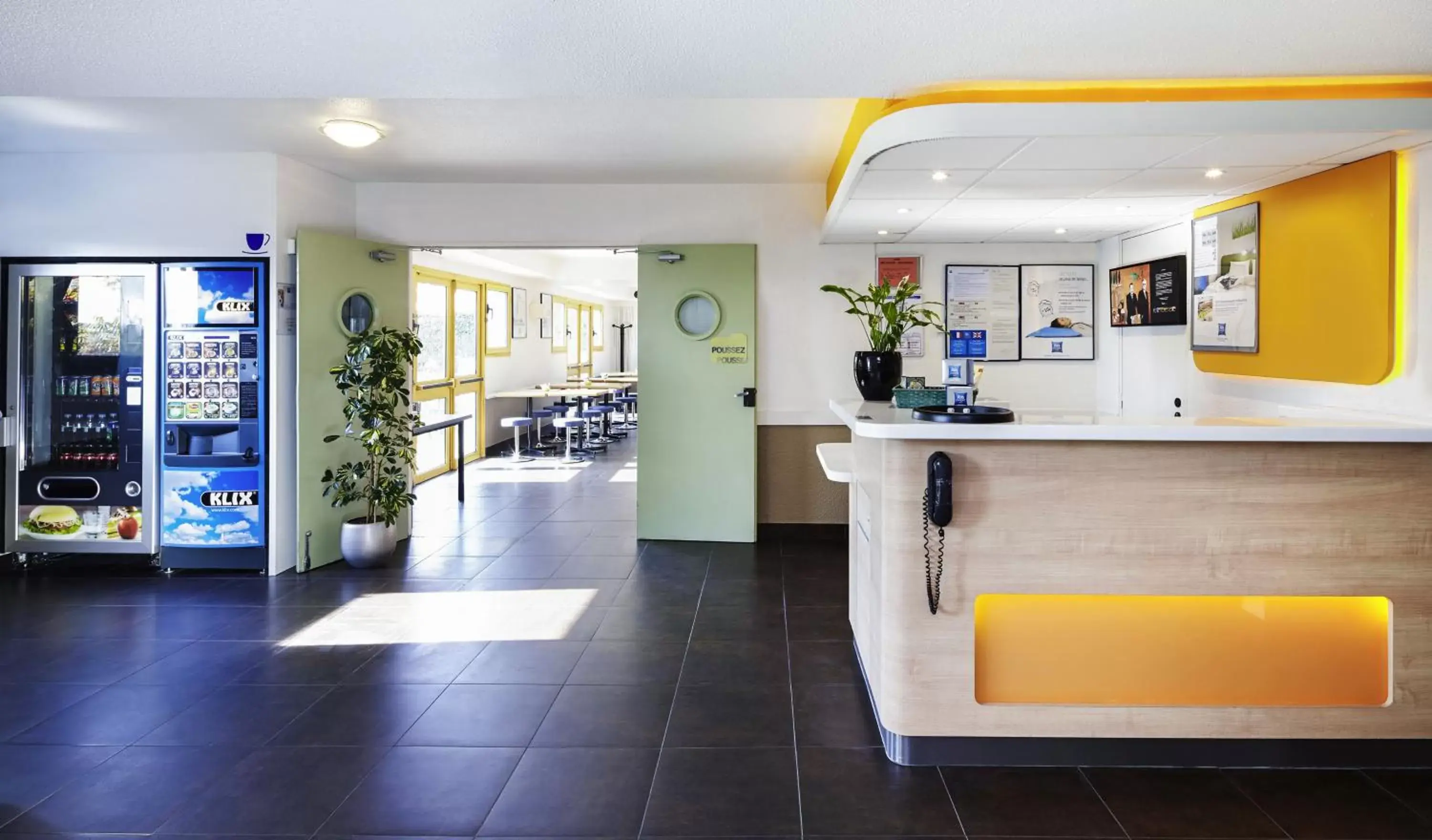 Lobby or reception in ibis budget Chartres Lobby or reception in ibis budget Chartres