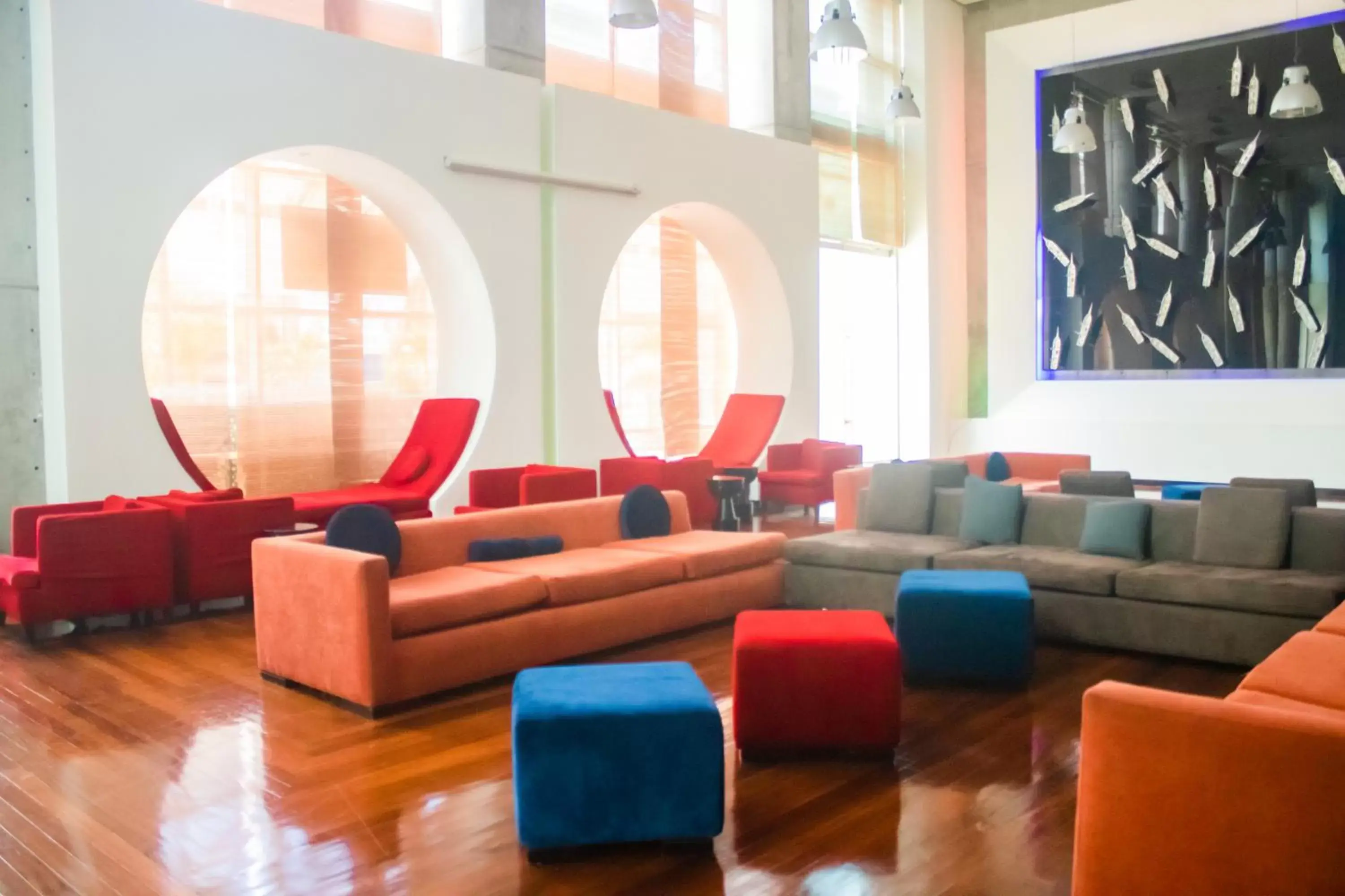 Living room in Decapolis Hotel Panama City