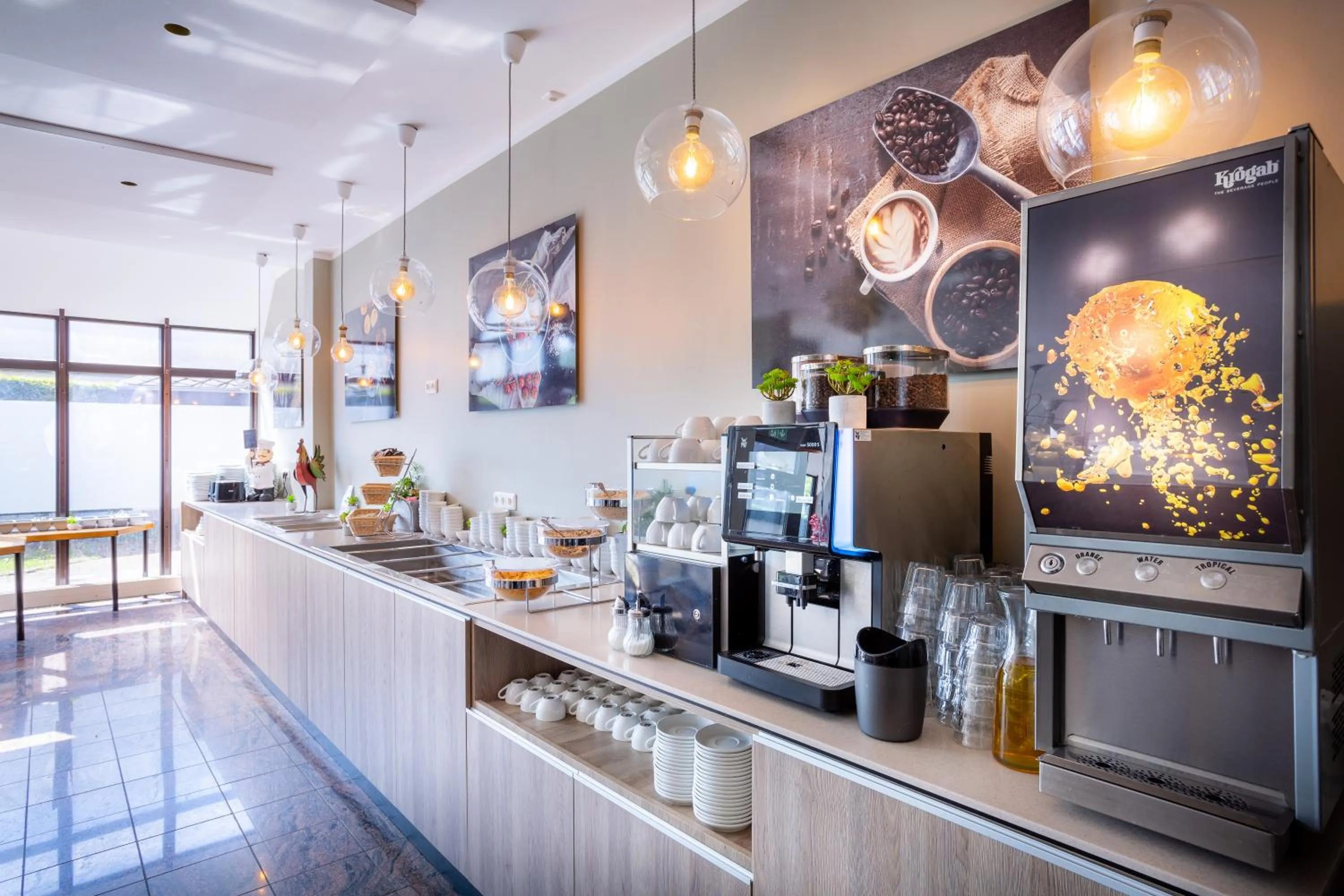 Restaurant/places to eat in Hotel am Park