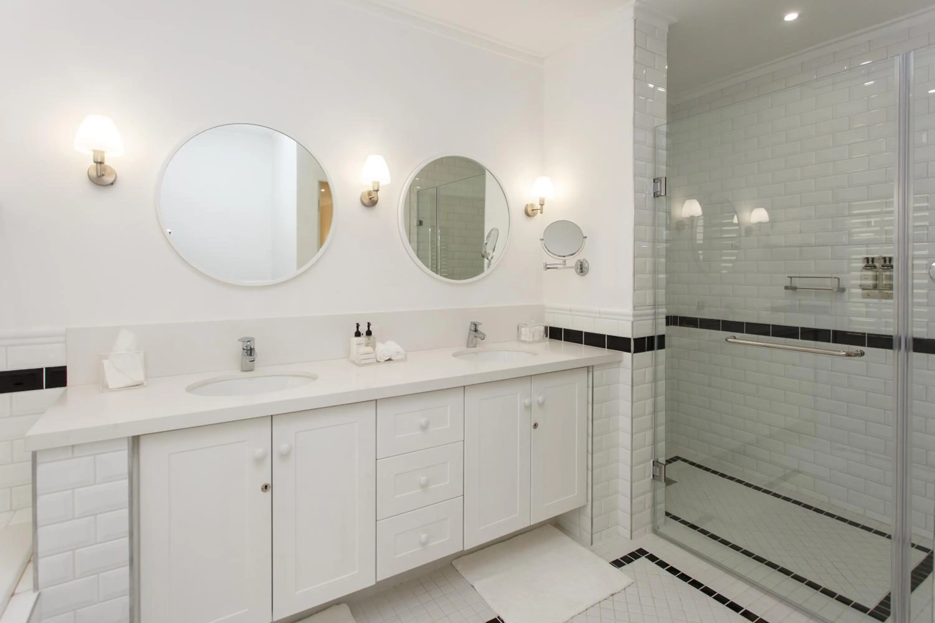 Shower in Rosenhof Boutique Hotel