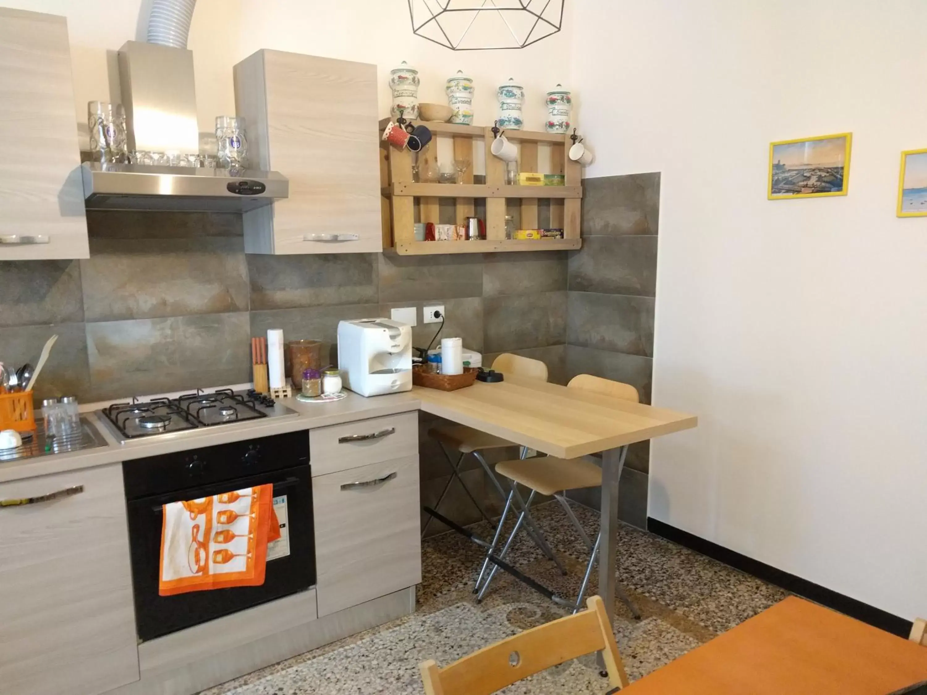 Kitchen/Kitchenette in B&B Al Fronte del Porto