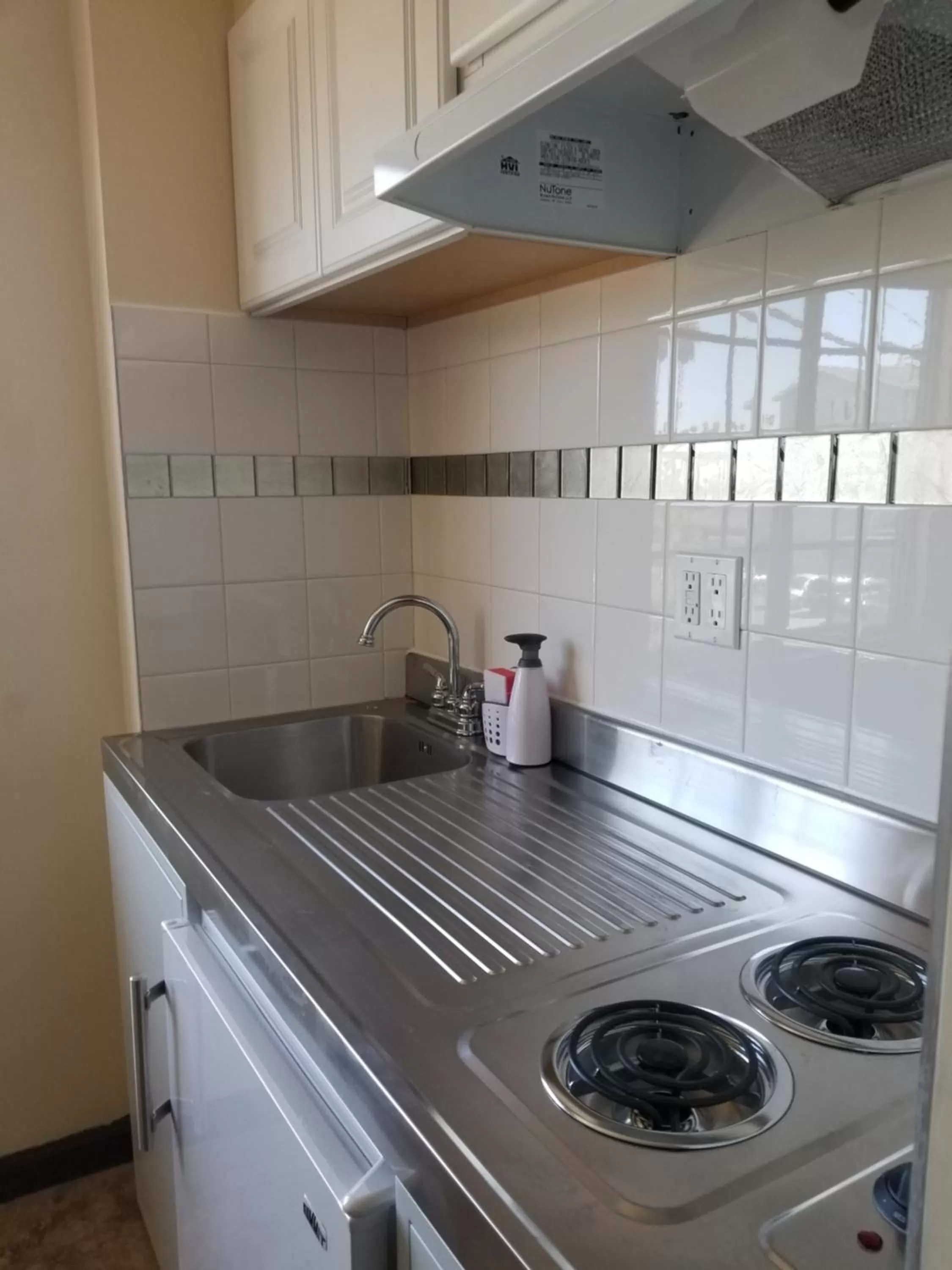 Kitchen or kitchenette in Tuscan Garden Inn