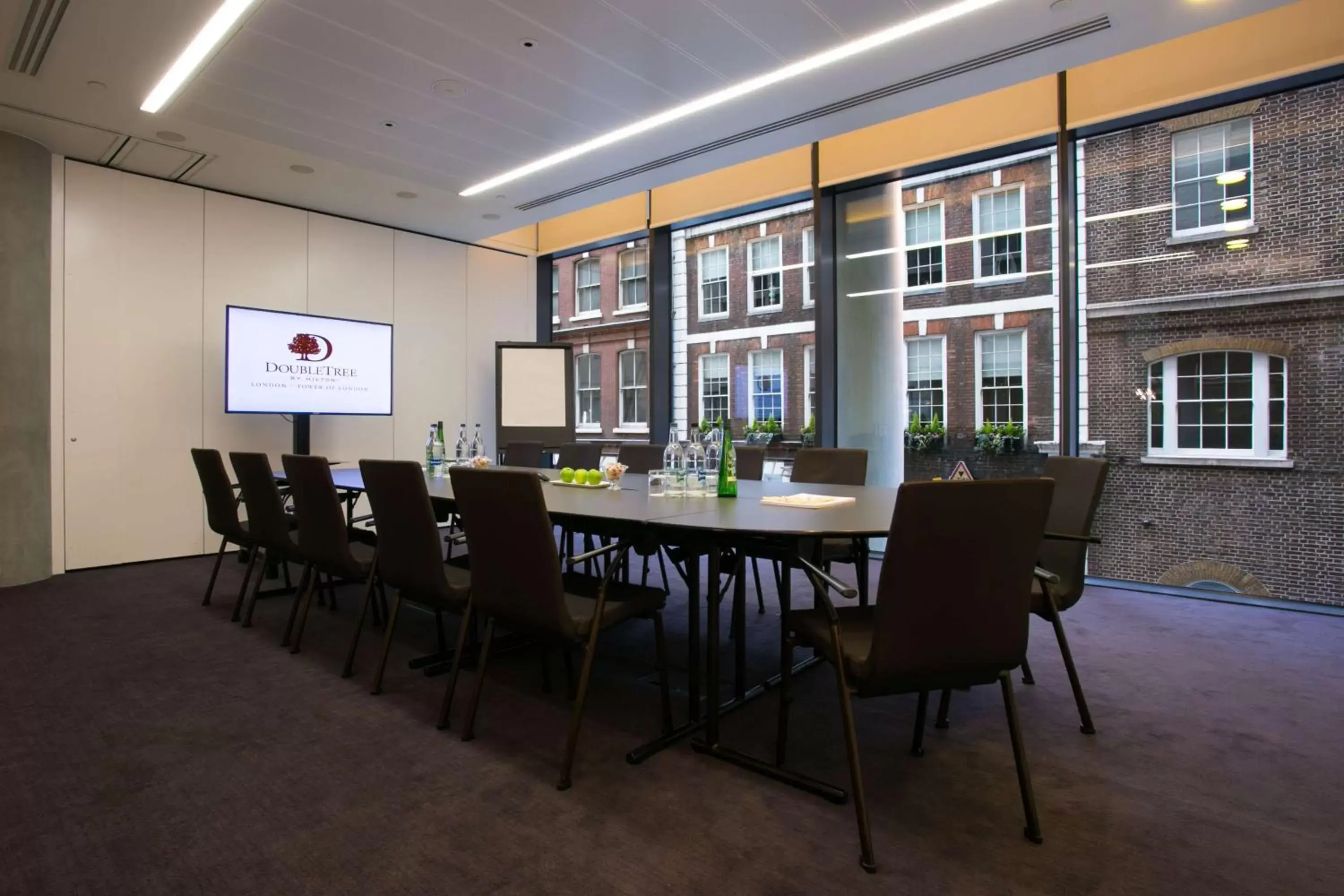 Meeting/conference room in DoubleTree by Hilton Hotel London - Tower of London