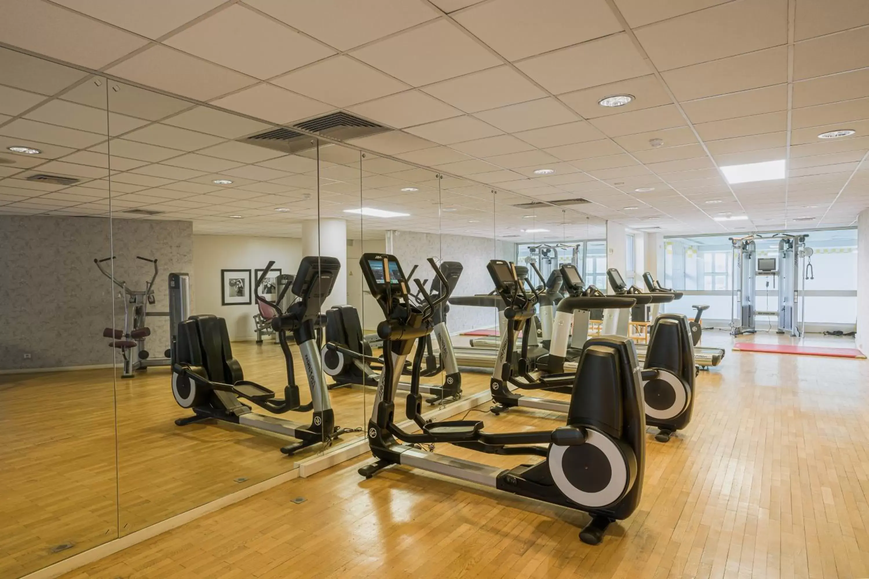 Fitness centre/facilities, Fitness Center/Facilities in The Atrium Hotel & Conference Centre Paris CDG Airport, by Penta