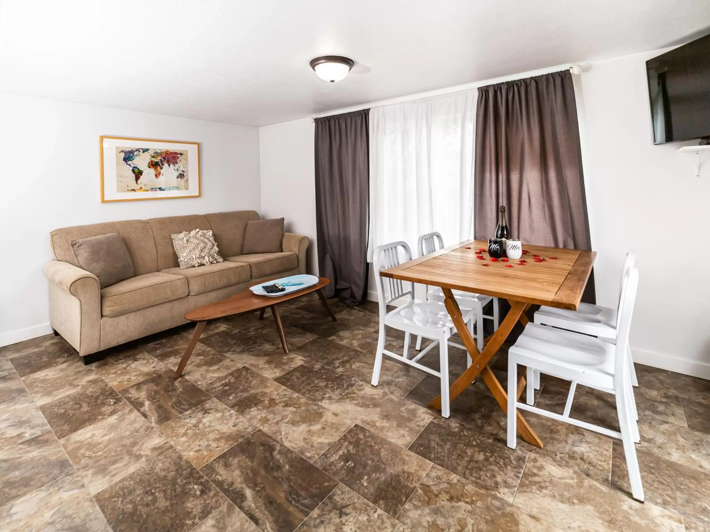 Seating Area in Terimore Lodging by the Sea