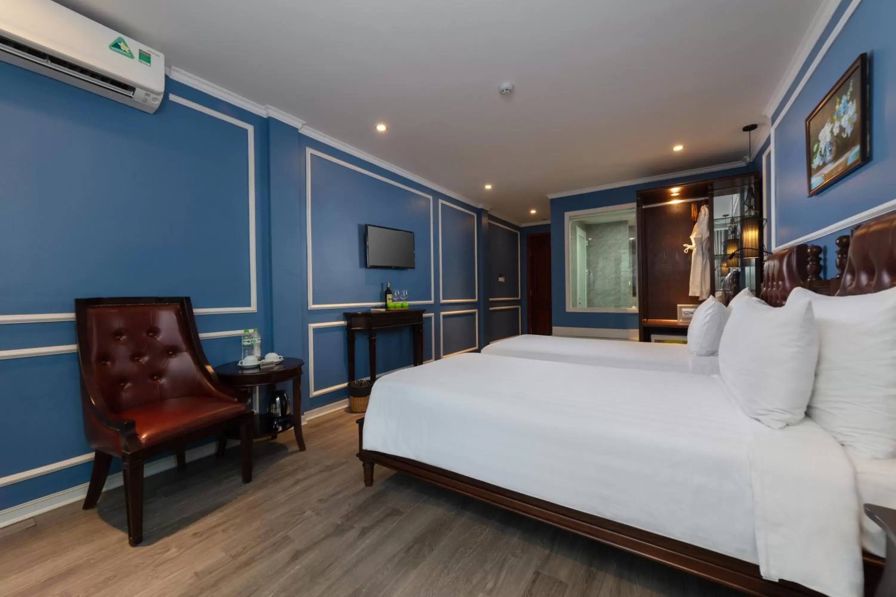 Photo of the whole room, Bed in Suddha Boutique Hotel Photo of the whole room, Bed in Suddha Boutique Hotel