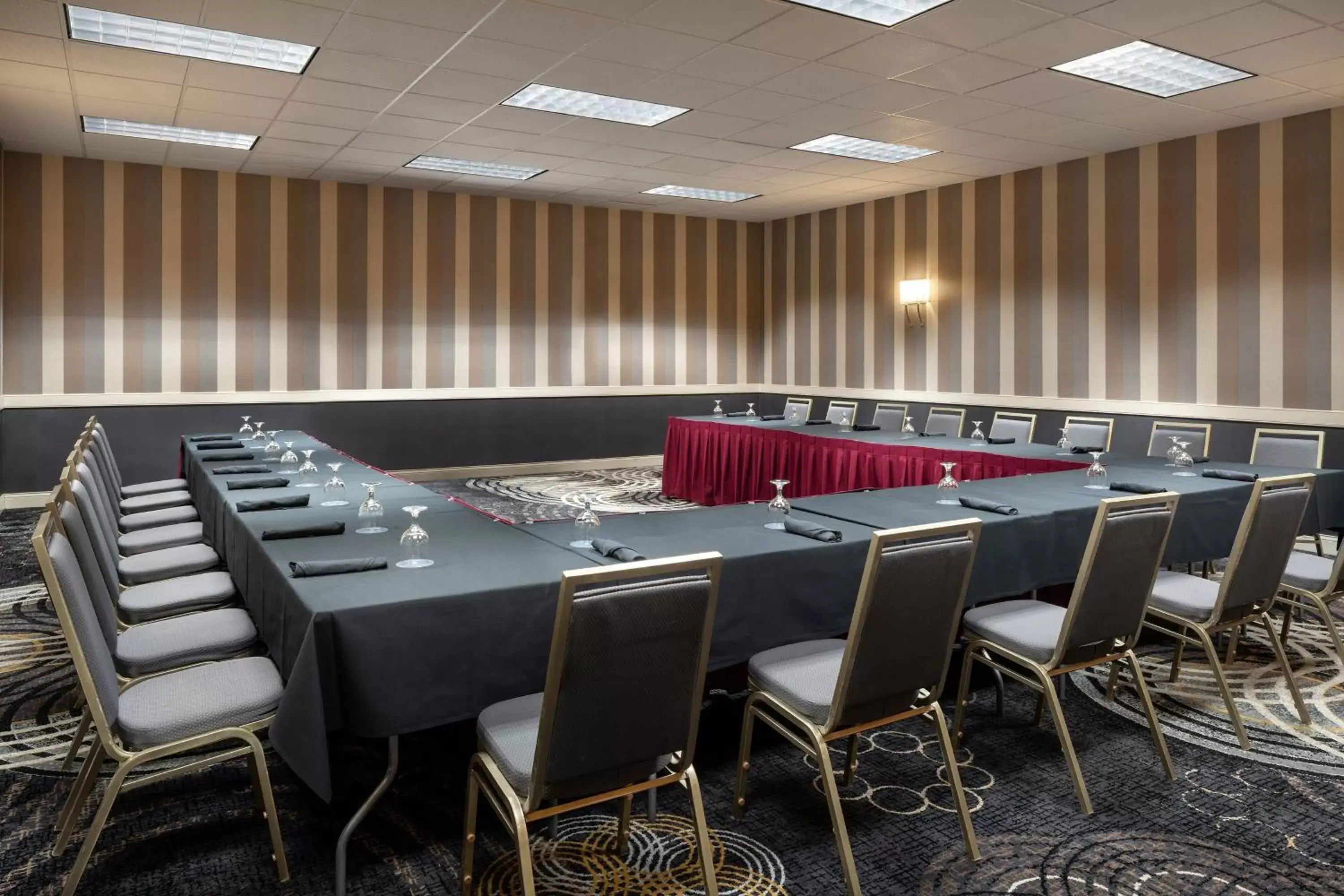 Meeting/conference room in Wyndham Phoenix Airport - Tempe