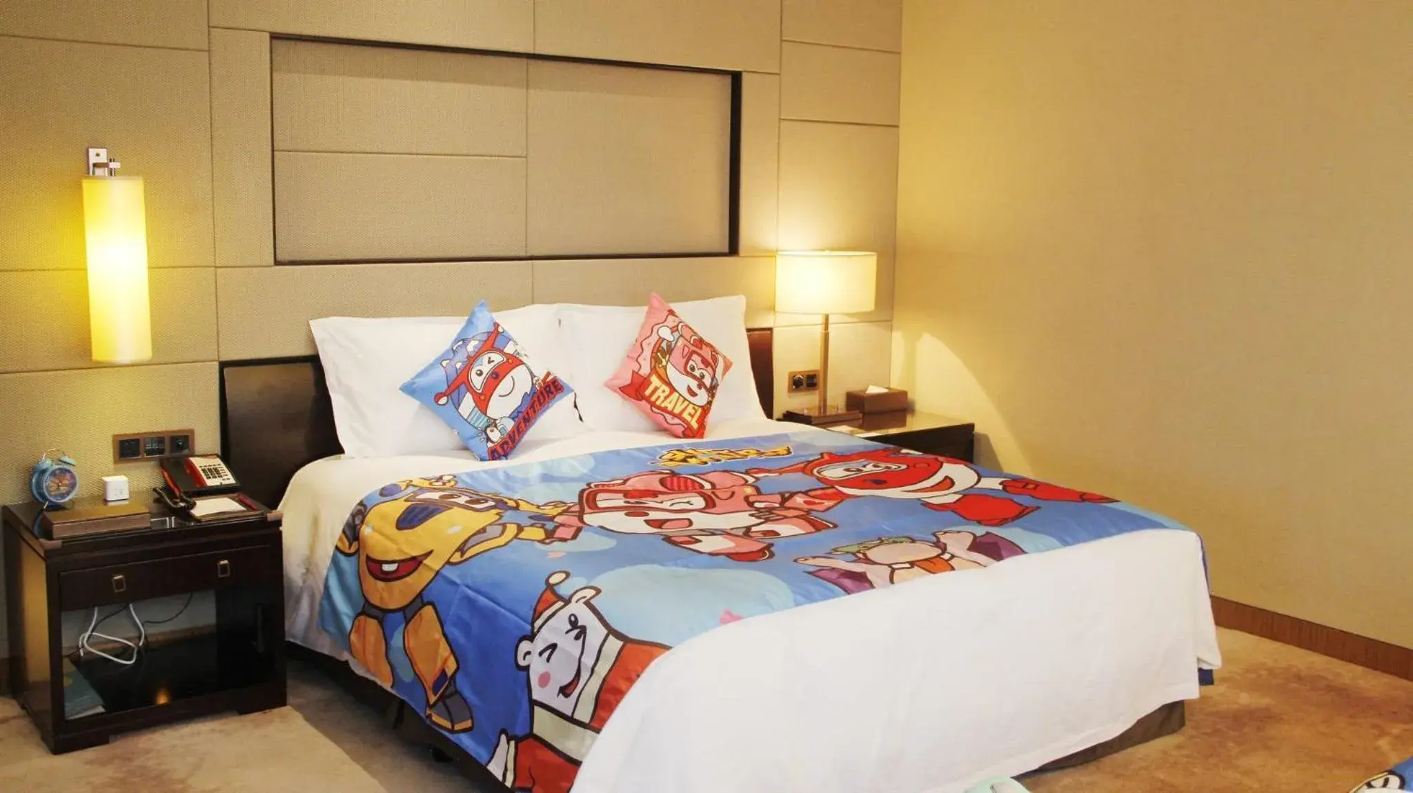 Photo of the whole room, Bed in Crowne Plaza Huangshan Yucheng, an IHG Hotel