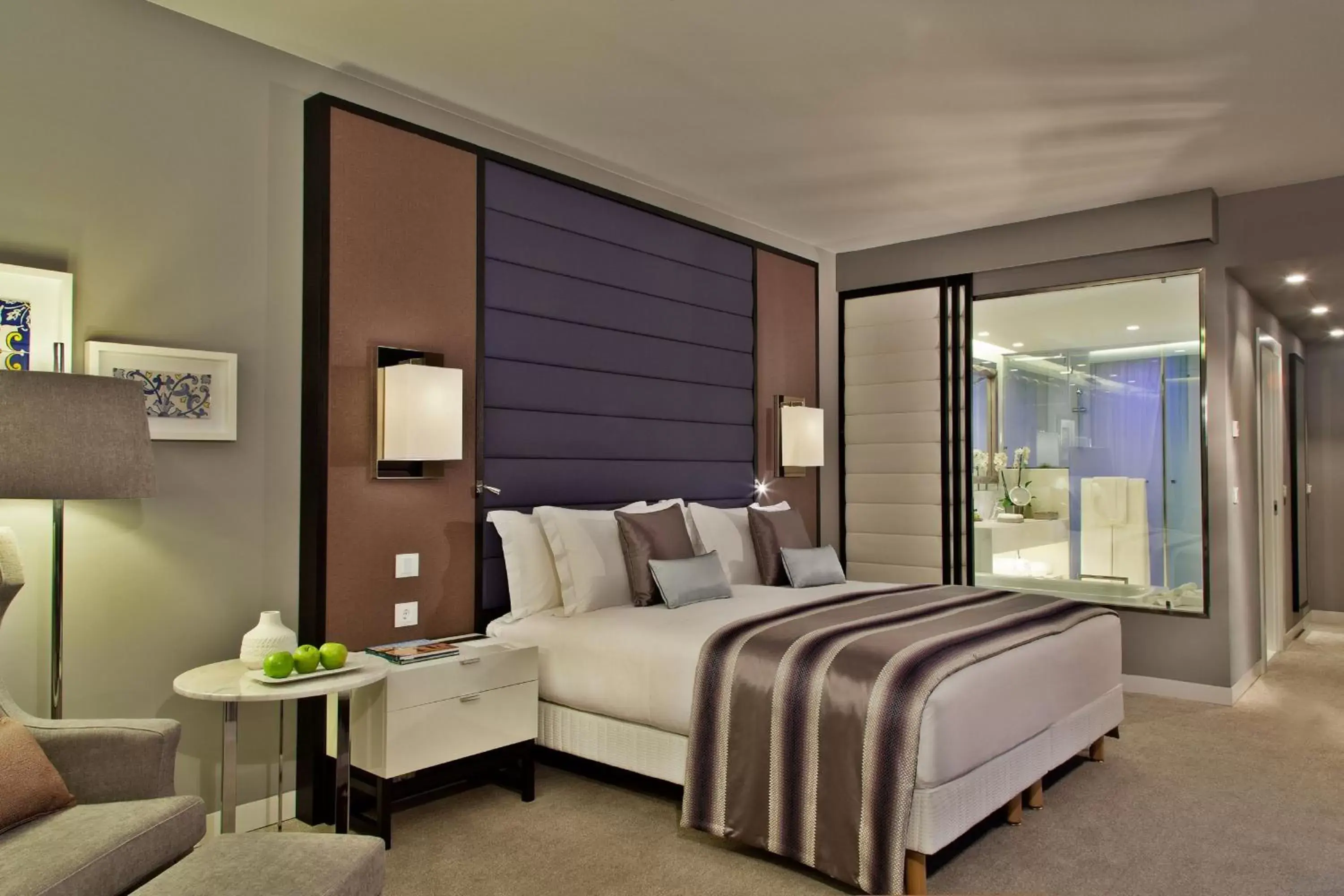 Photo of the whole room, Bed in InterContinental Cascais-Estoril, an IHG Hotel