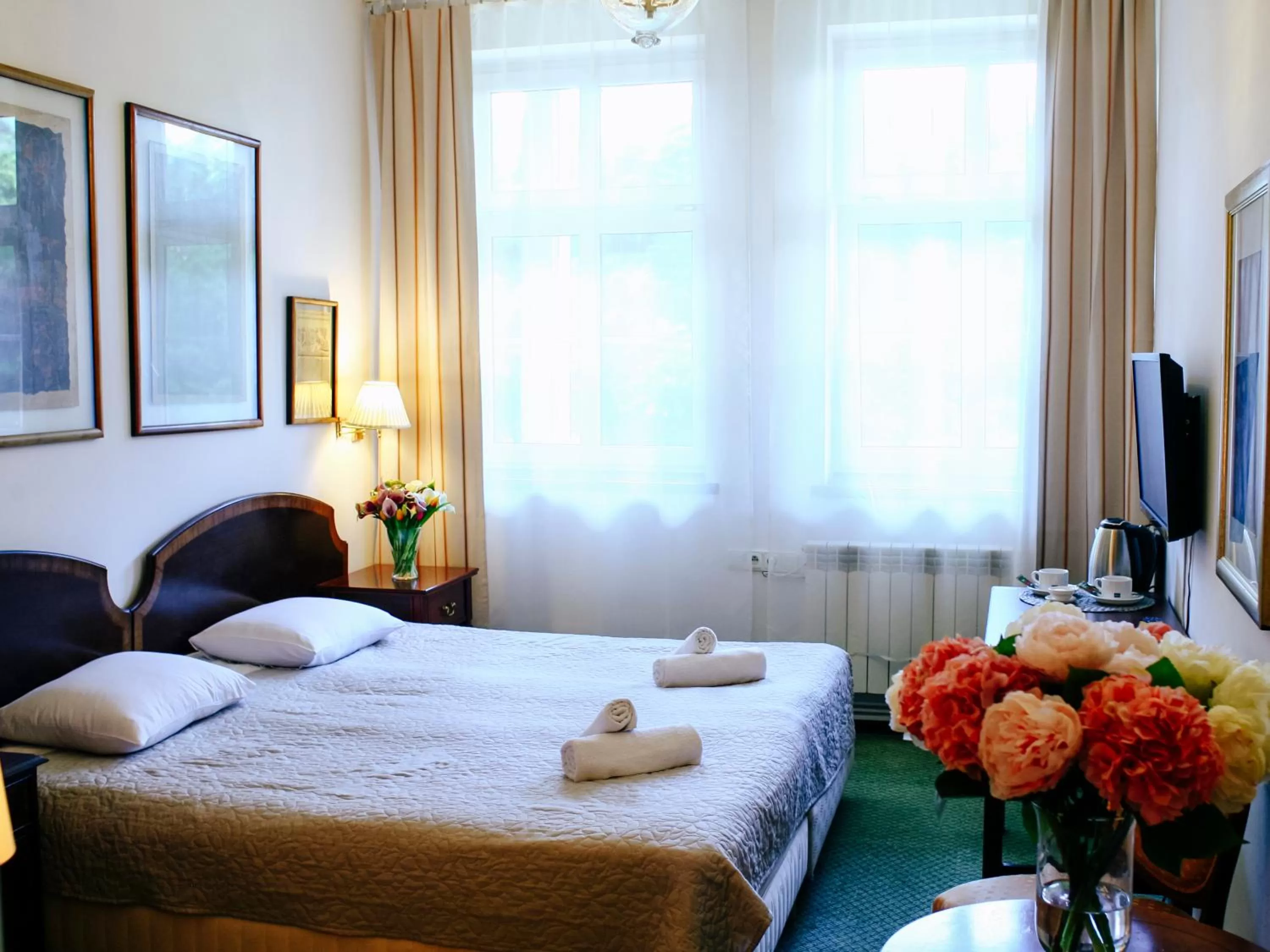 Bed in Miodosytnia Aparthotel