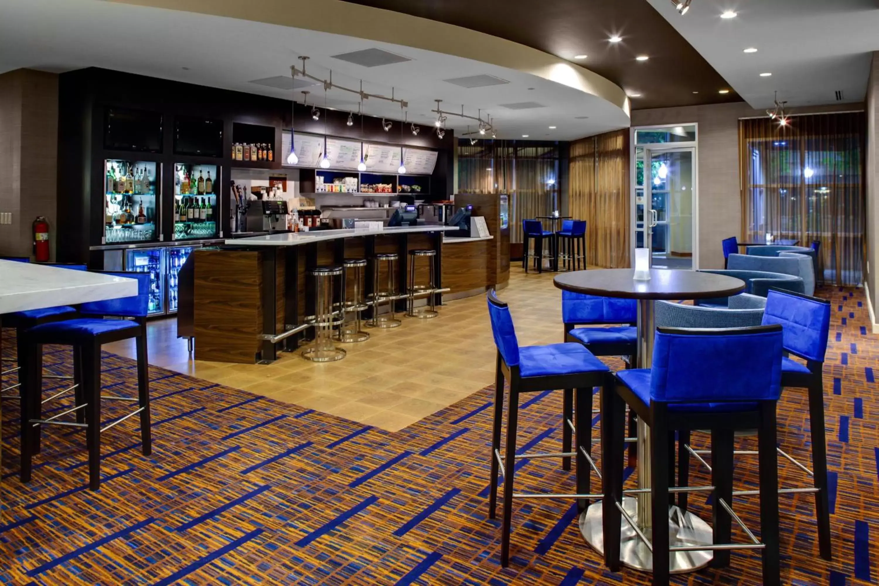 Restaurant/places to eat, Lounge/Bar in Courtyard by Marriott Atlanta Buckhead