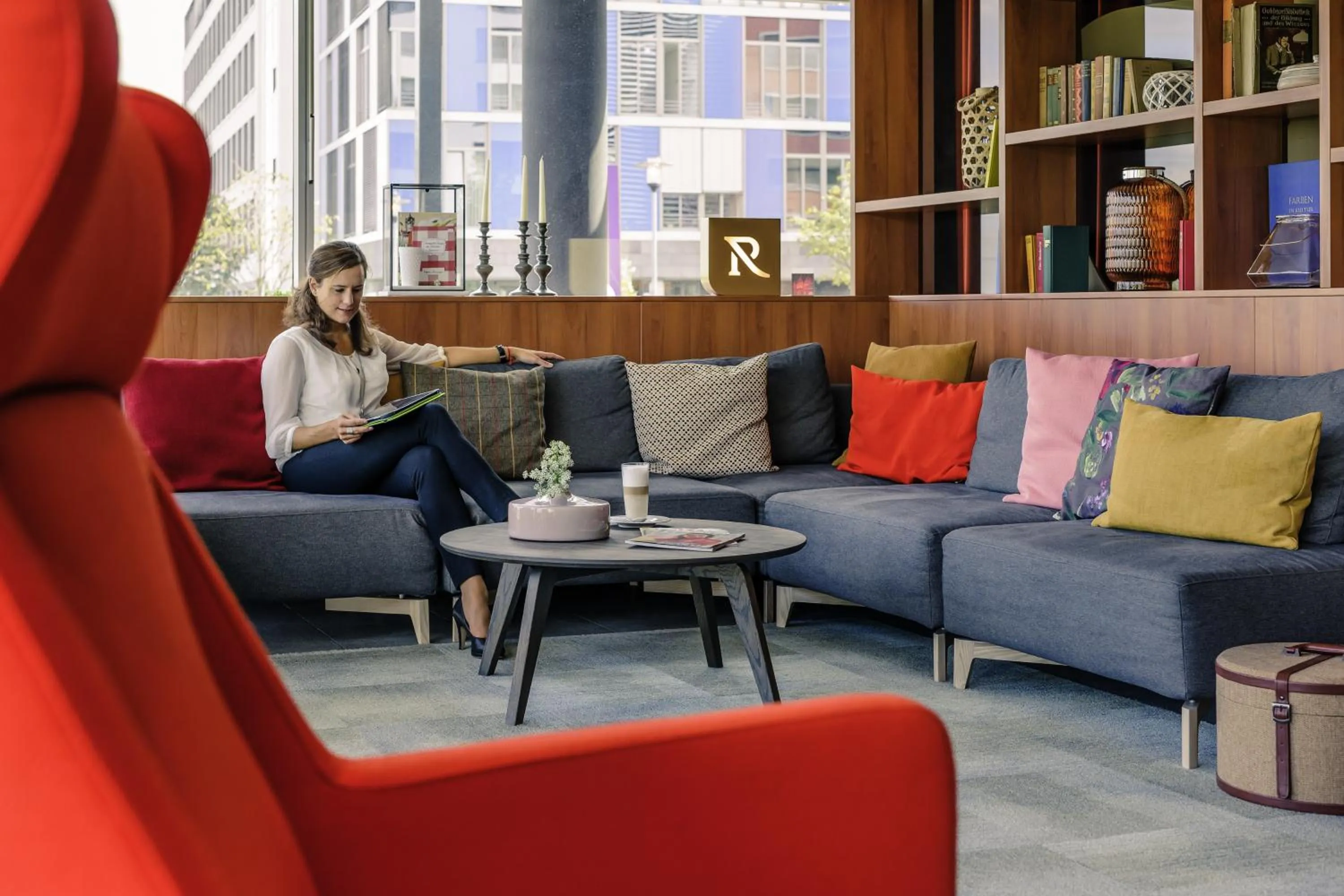 Seating area in Mercure Hotel Frankfurt Eschborn Helfmann-Park