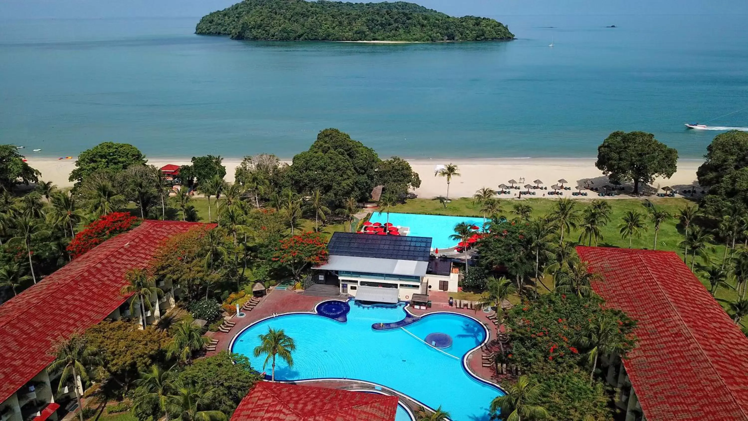 Swimming pool, Bird's-eye View in Holiday Villa Beach Resort & Spa Langkawi