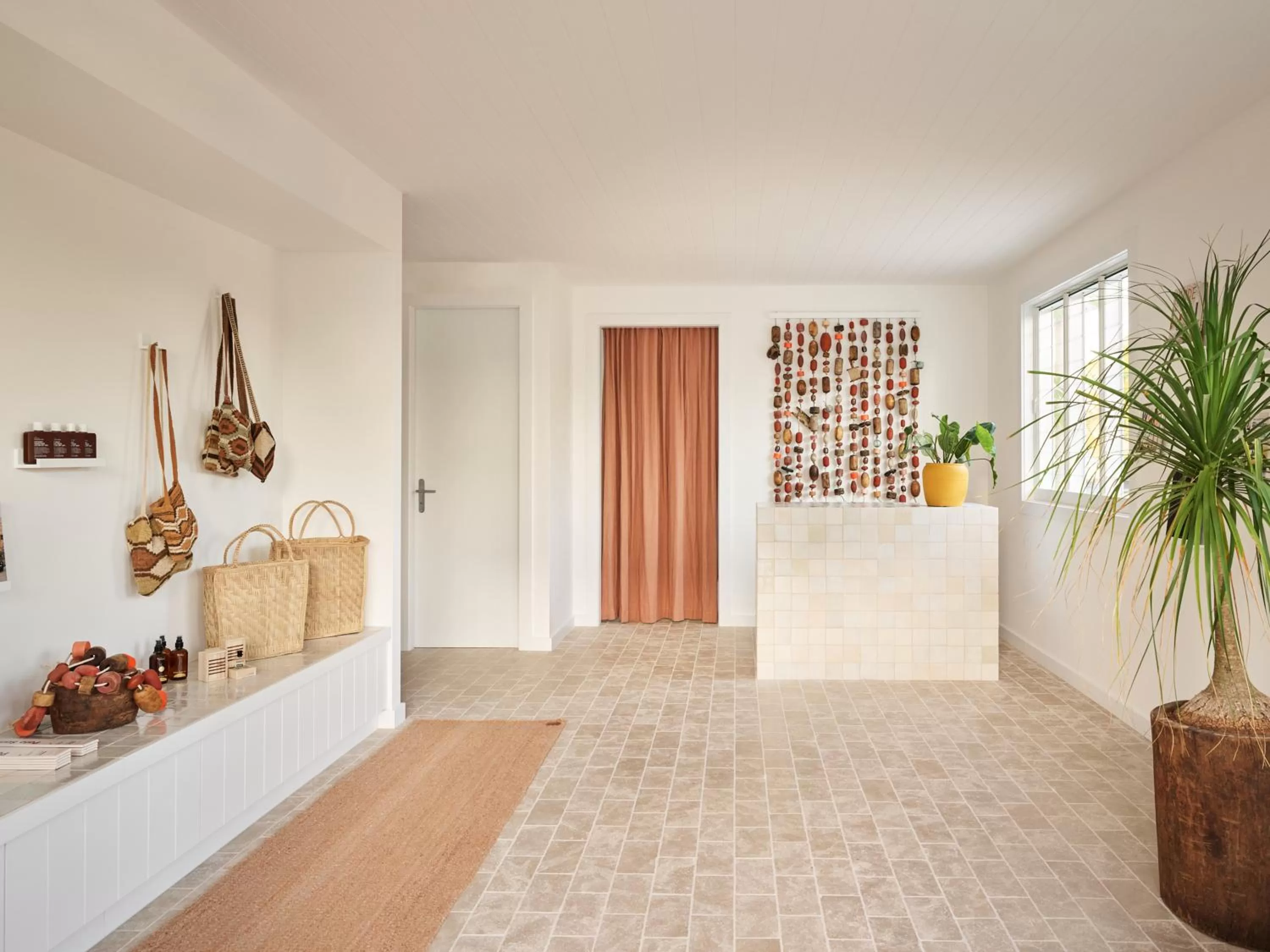 On-site shops in Atlantic Byron Bay