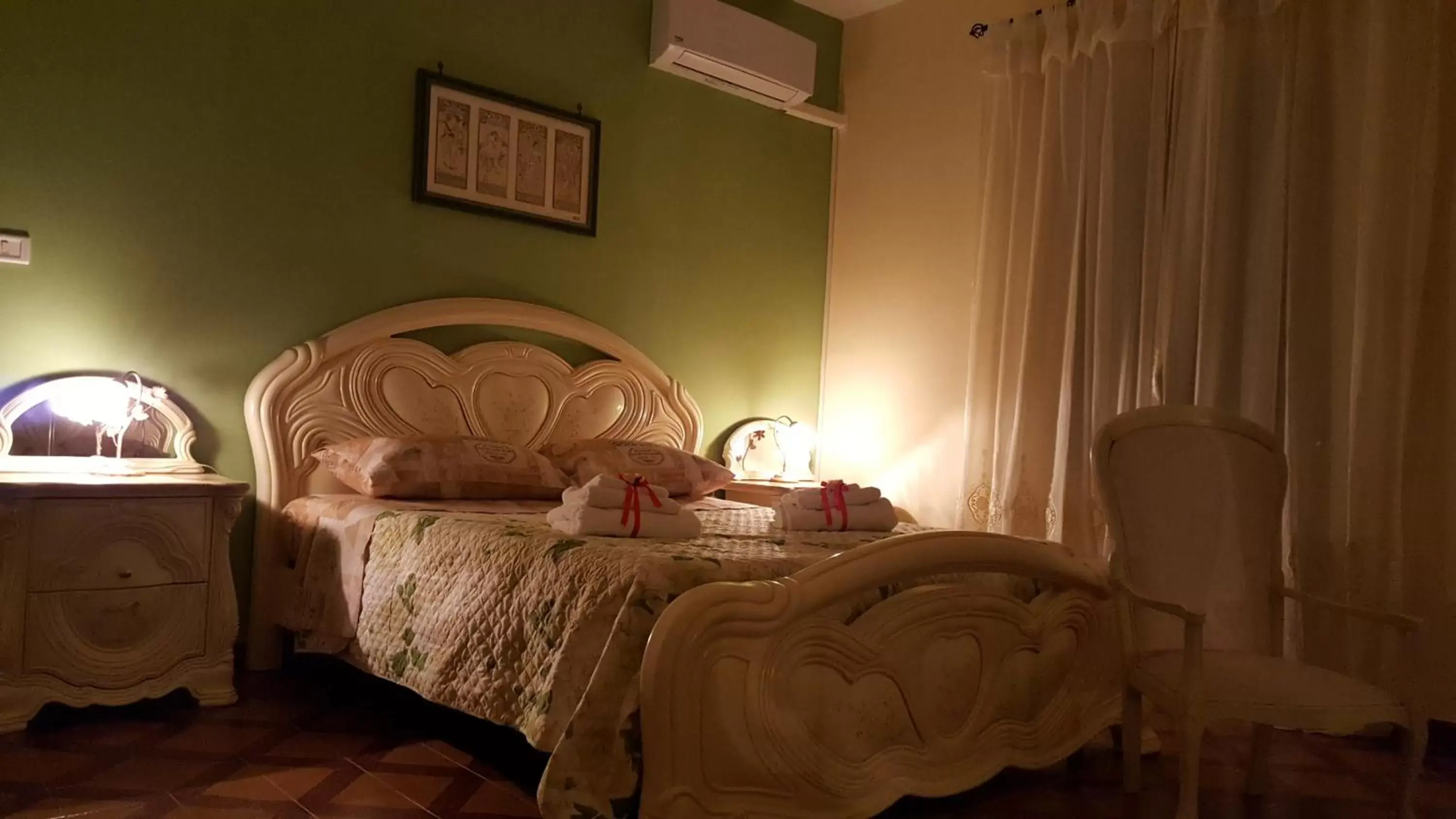 Photo of the whole room, Bed in B&B Casale Shanti