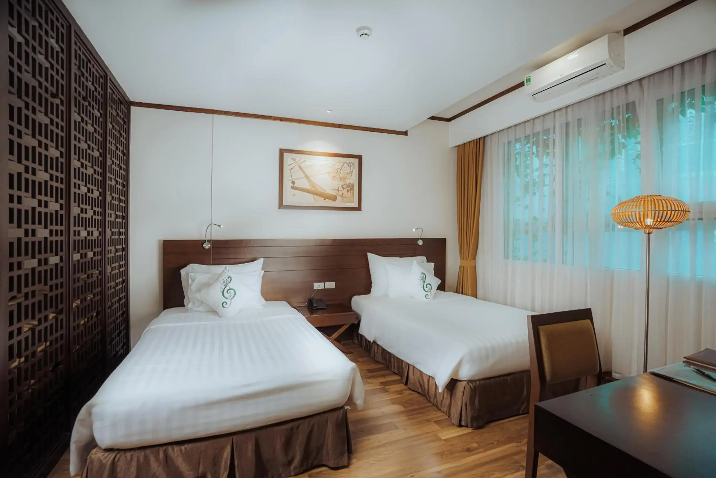 Bedroom, Bed in Thang Long Opera Hotel