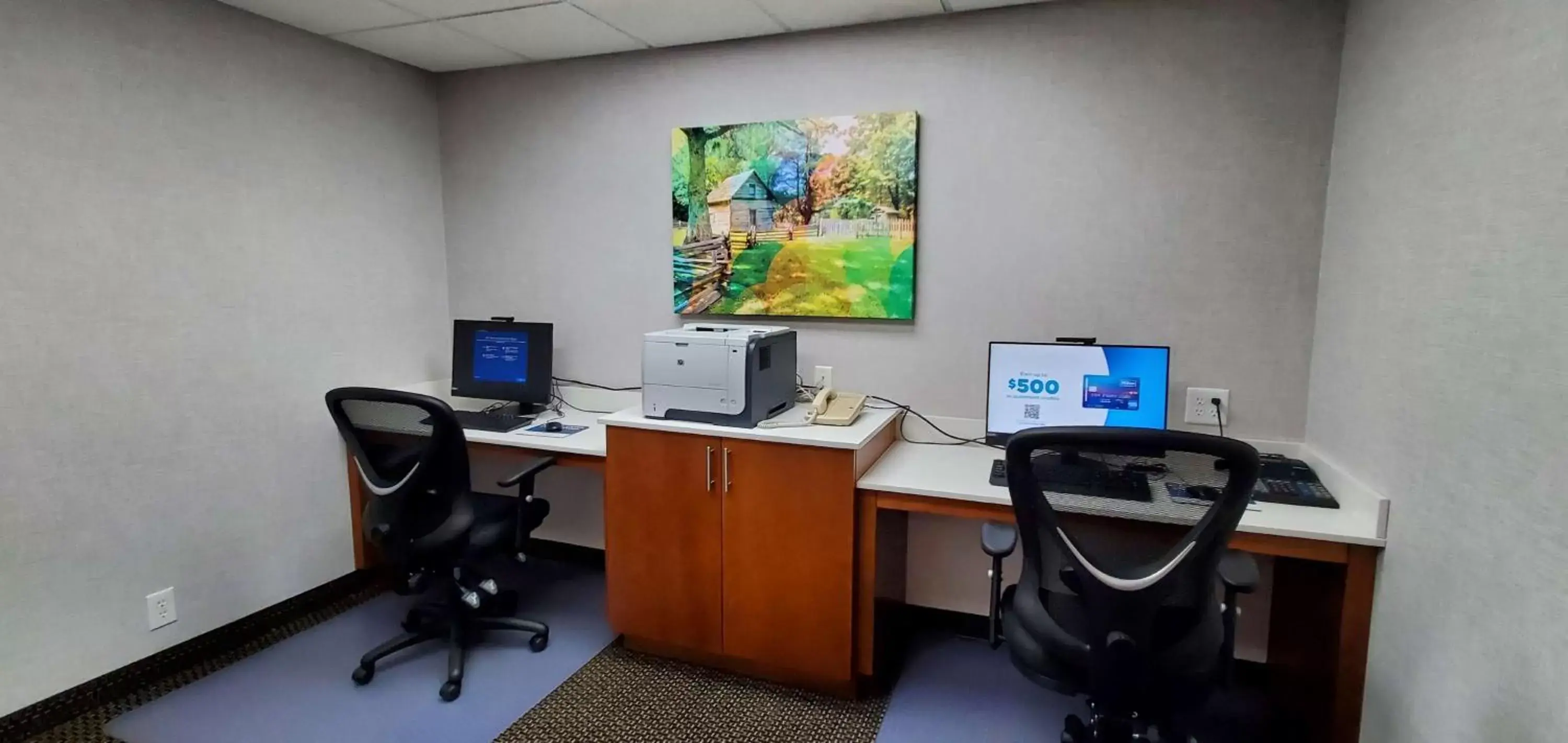 Business facilities, Business Area/Conference Room in Hampton Inn - Hillsville