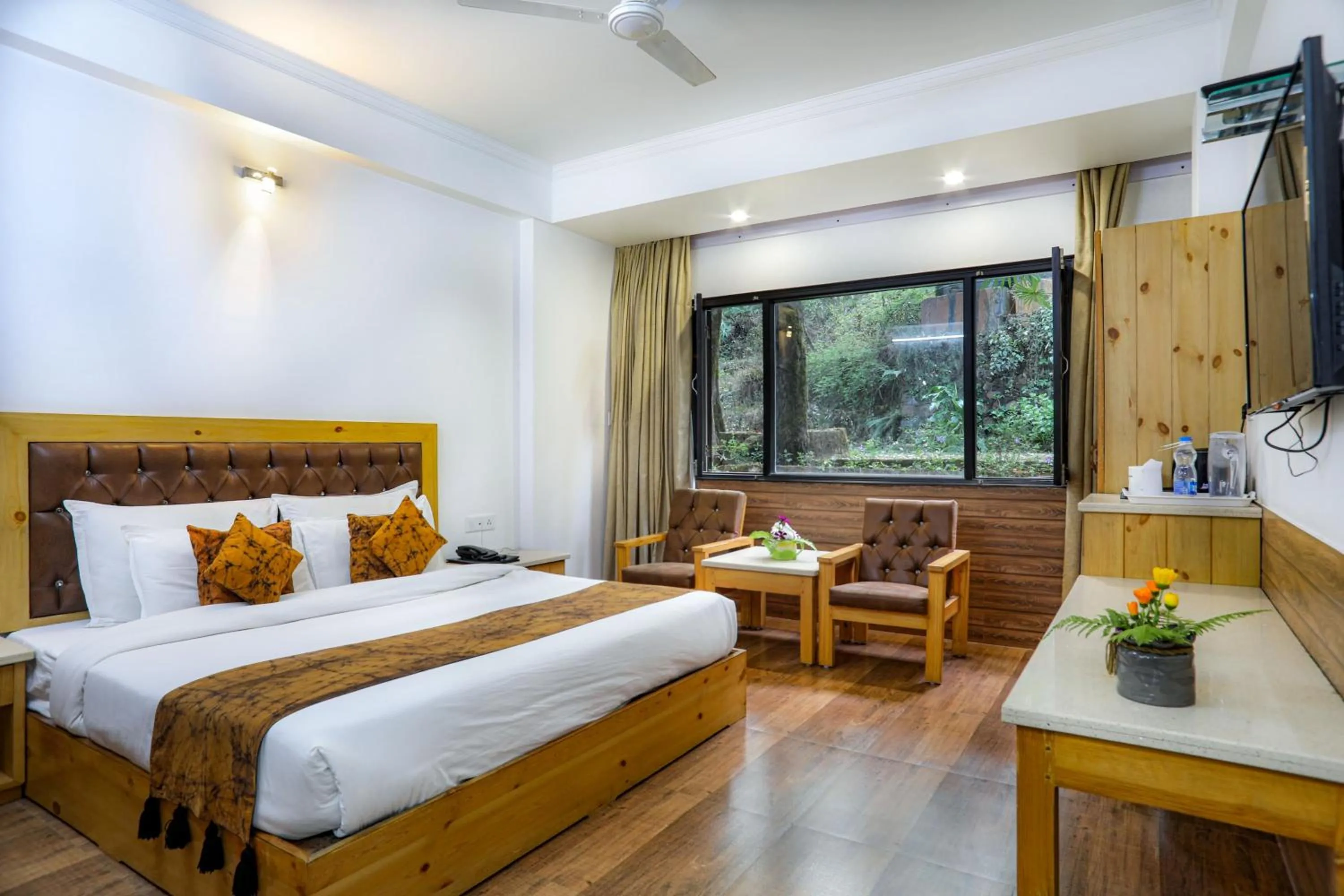 Bed in The Mountain Quail