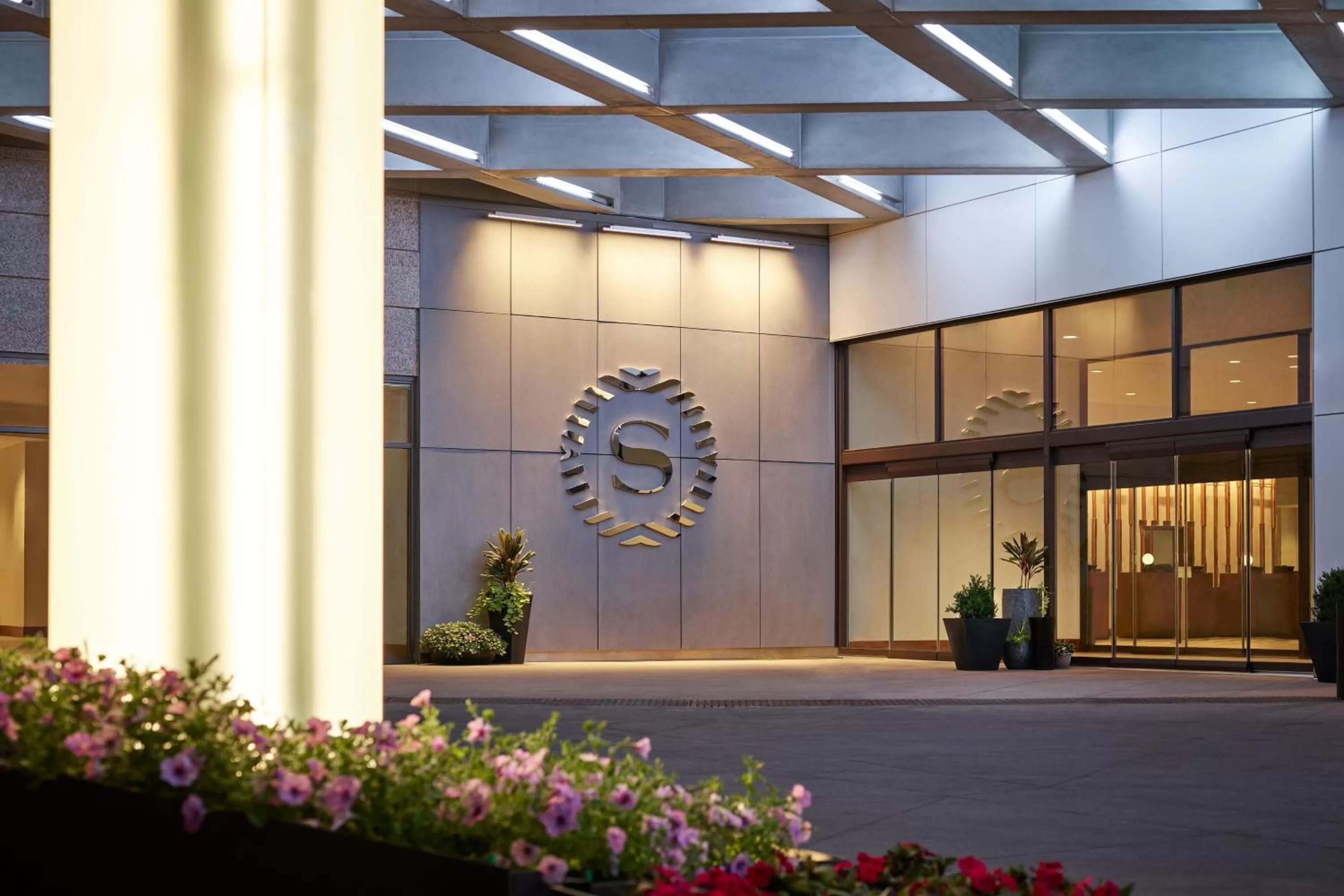 Lobby or reception in Sheraton Denver Downtown Hotel