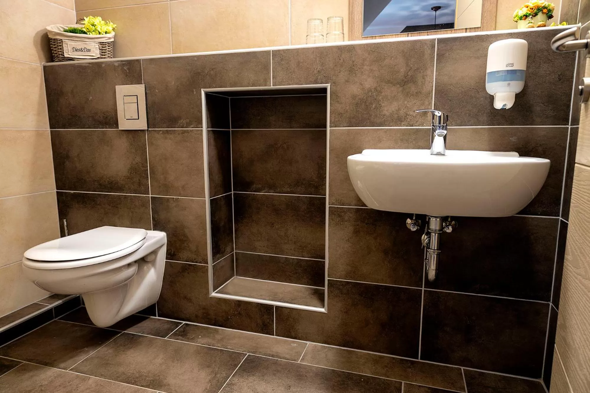 Deluxe Double or Twin Room in Dreko Panzió & Borbisztró