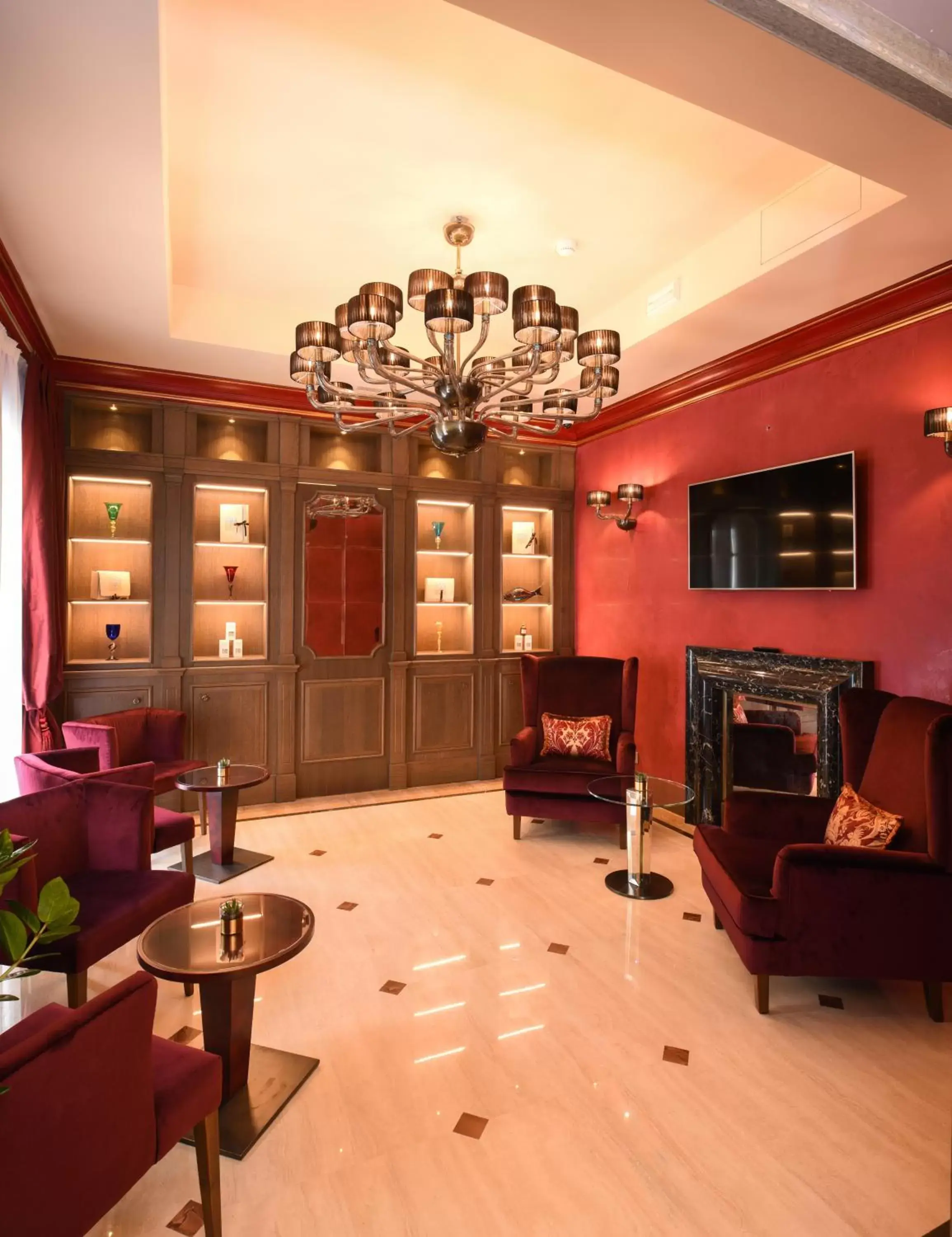Communal lounge/ TV room, Restaurant/Places to Eat in Santa Croce Boutique Hotel