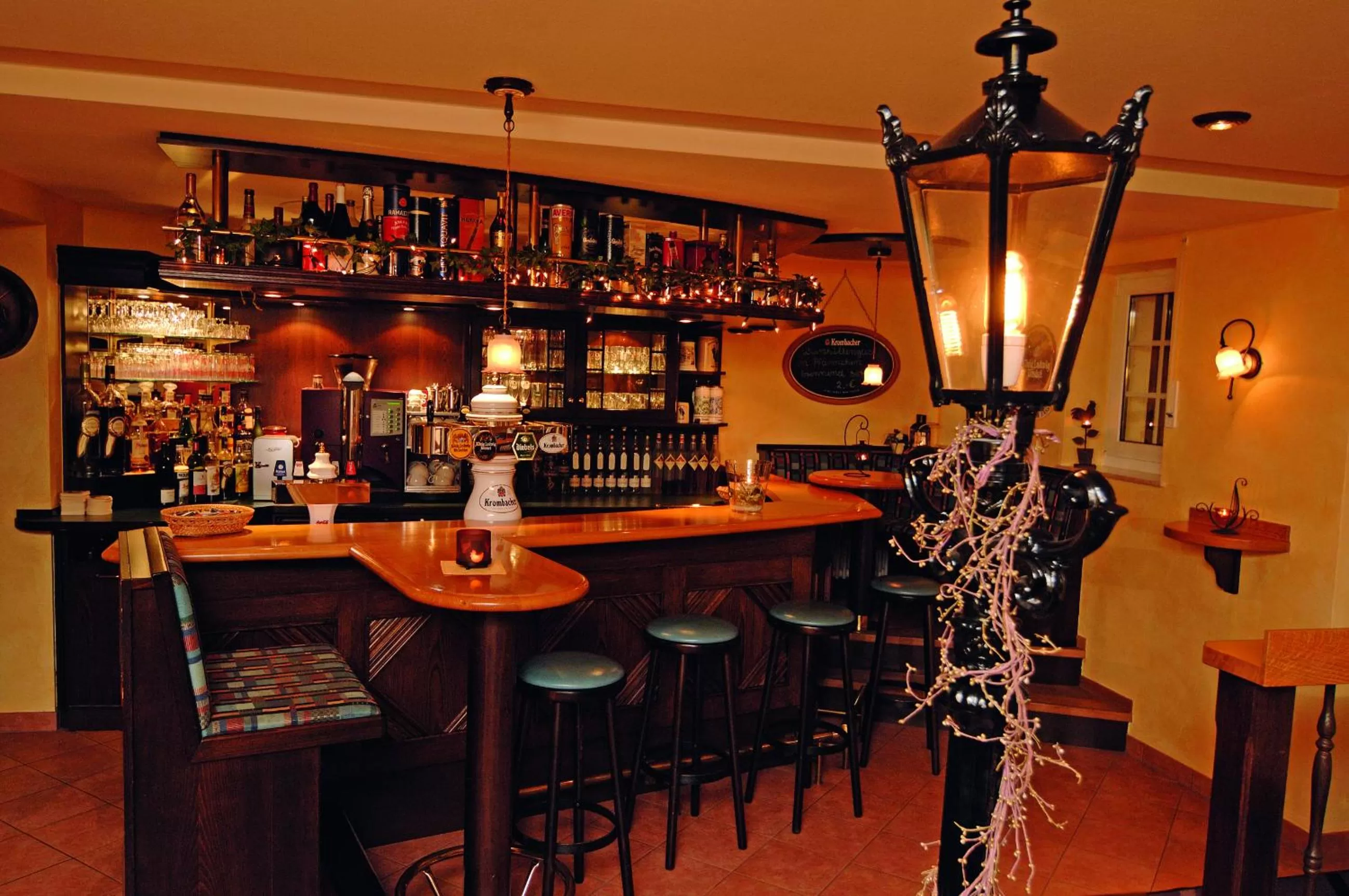 Restaurant/places to eat in Landhotel Repetal