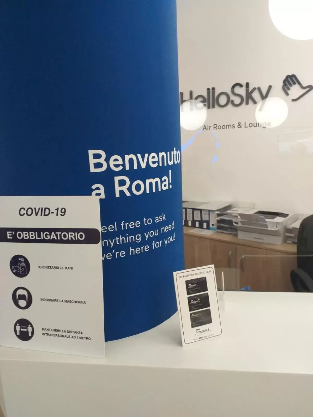 Lobby or reception in Air Rooms Rome Airport by HelloSky