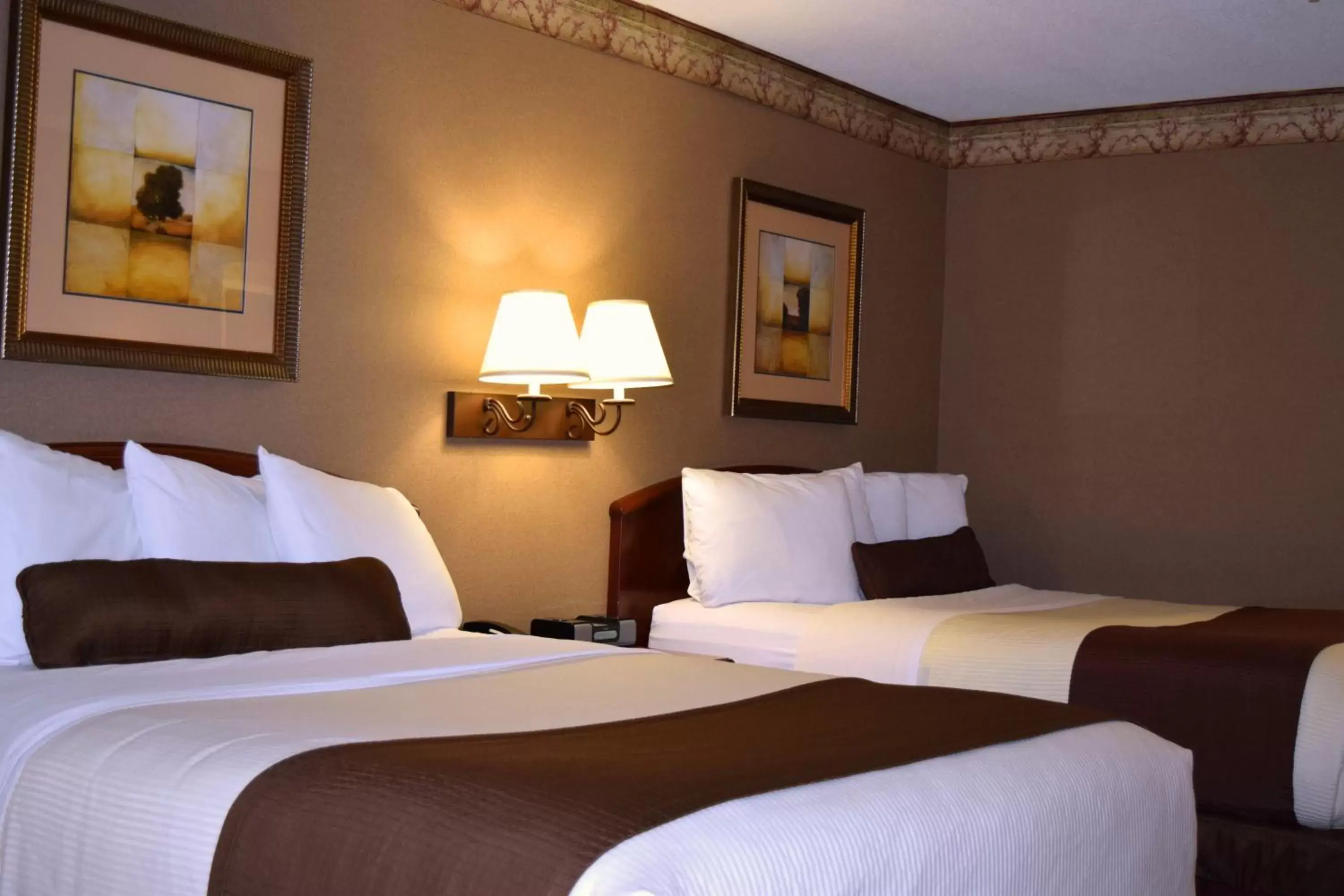 Bedroom, Bed in C'mon Inn Bedroom, Bed in C'mon Inn