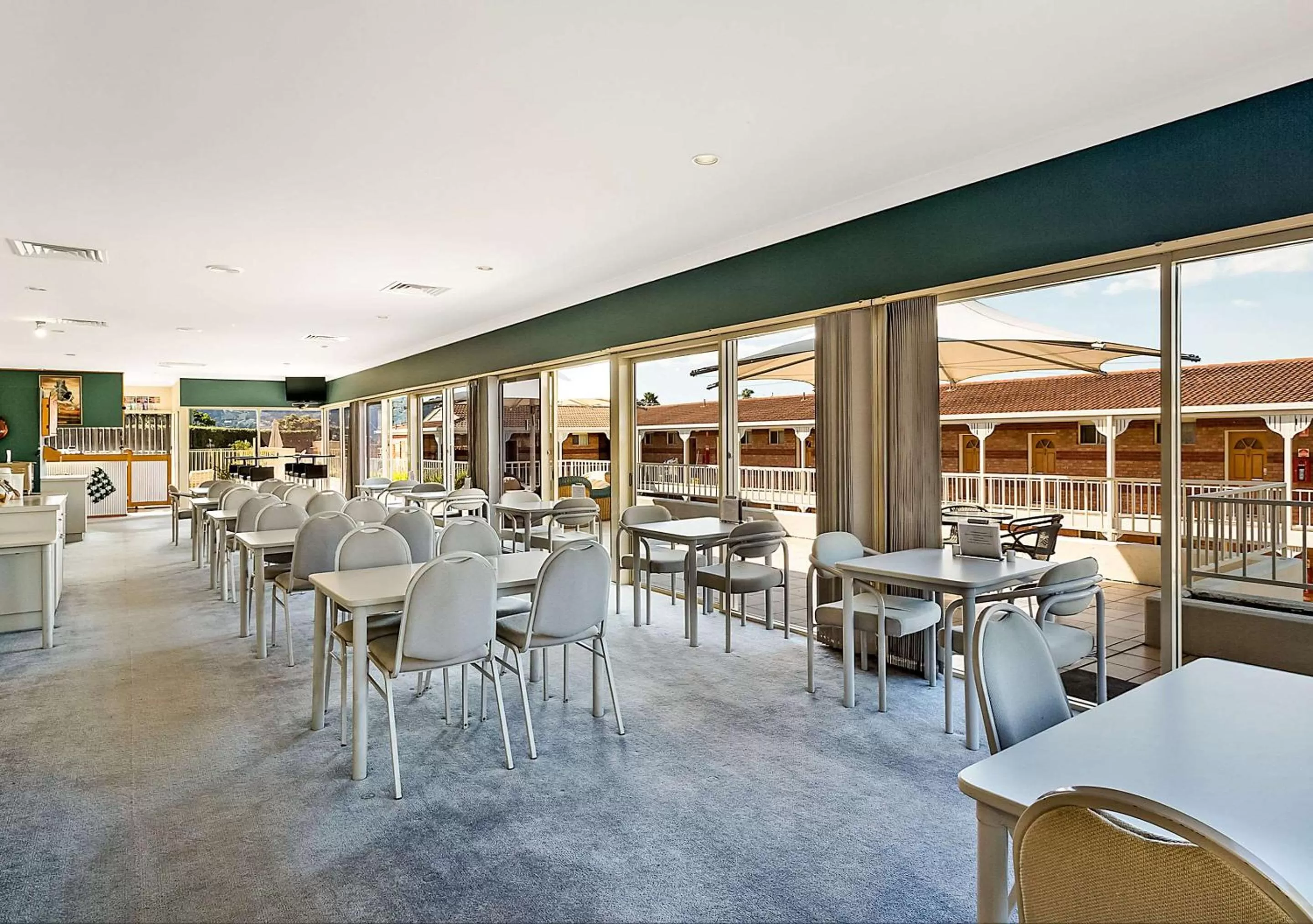 Restaurant/places to eat in Merimbula Sapphire Motel