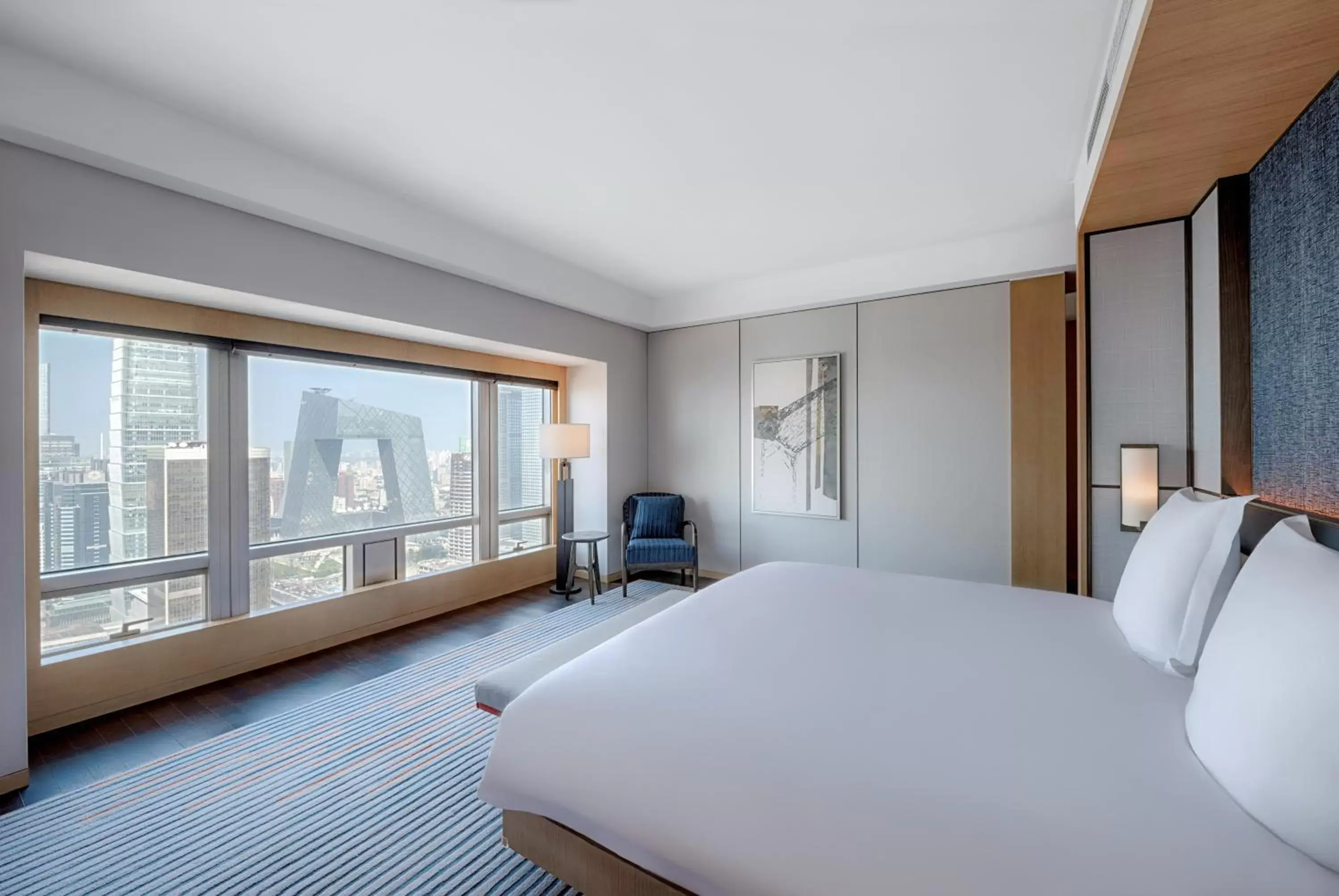 Bedroom, Bed in Park Hyatt Beijing