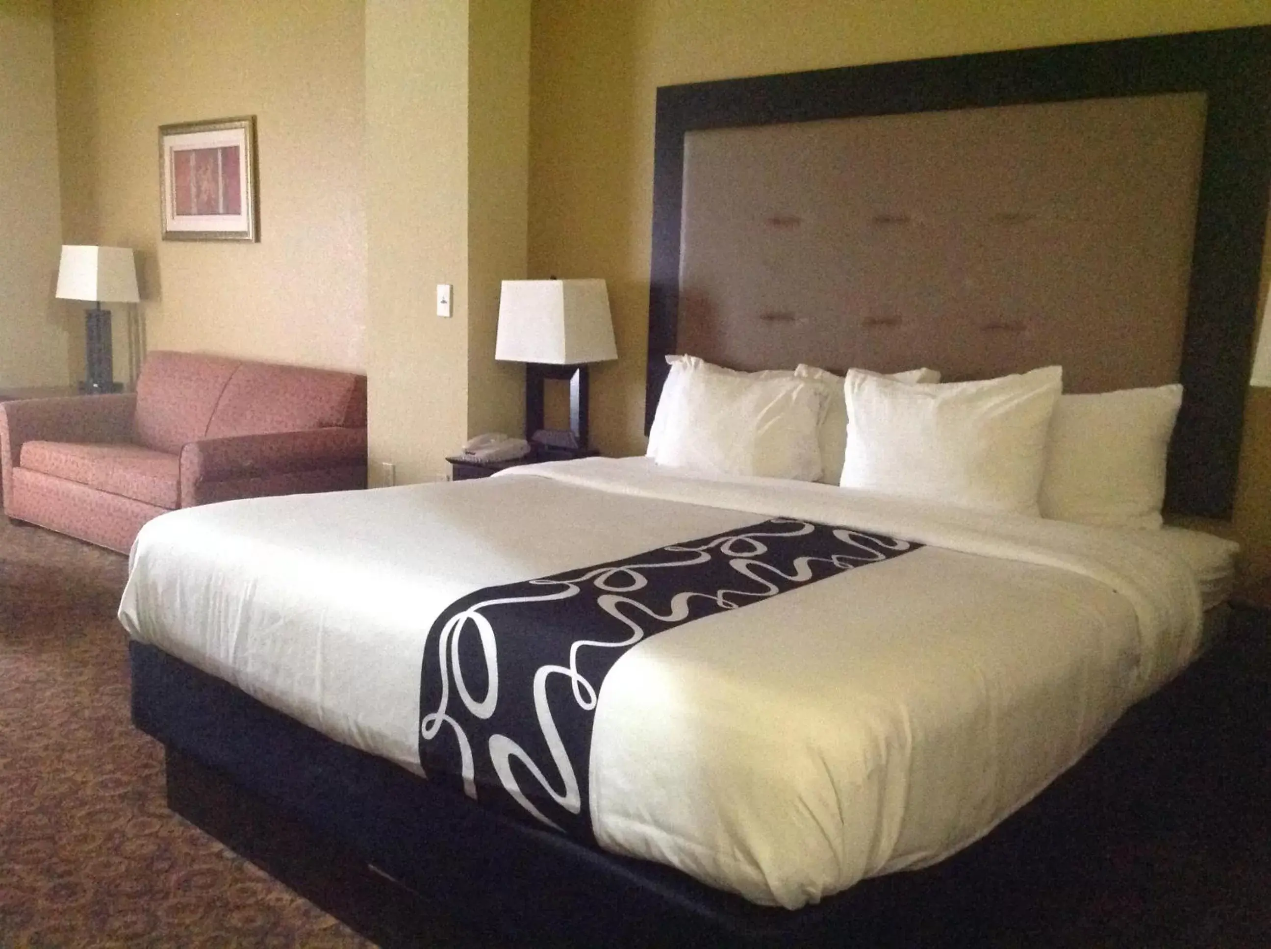 Bed in La Quinta by Wyndham Vicksburg