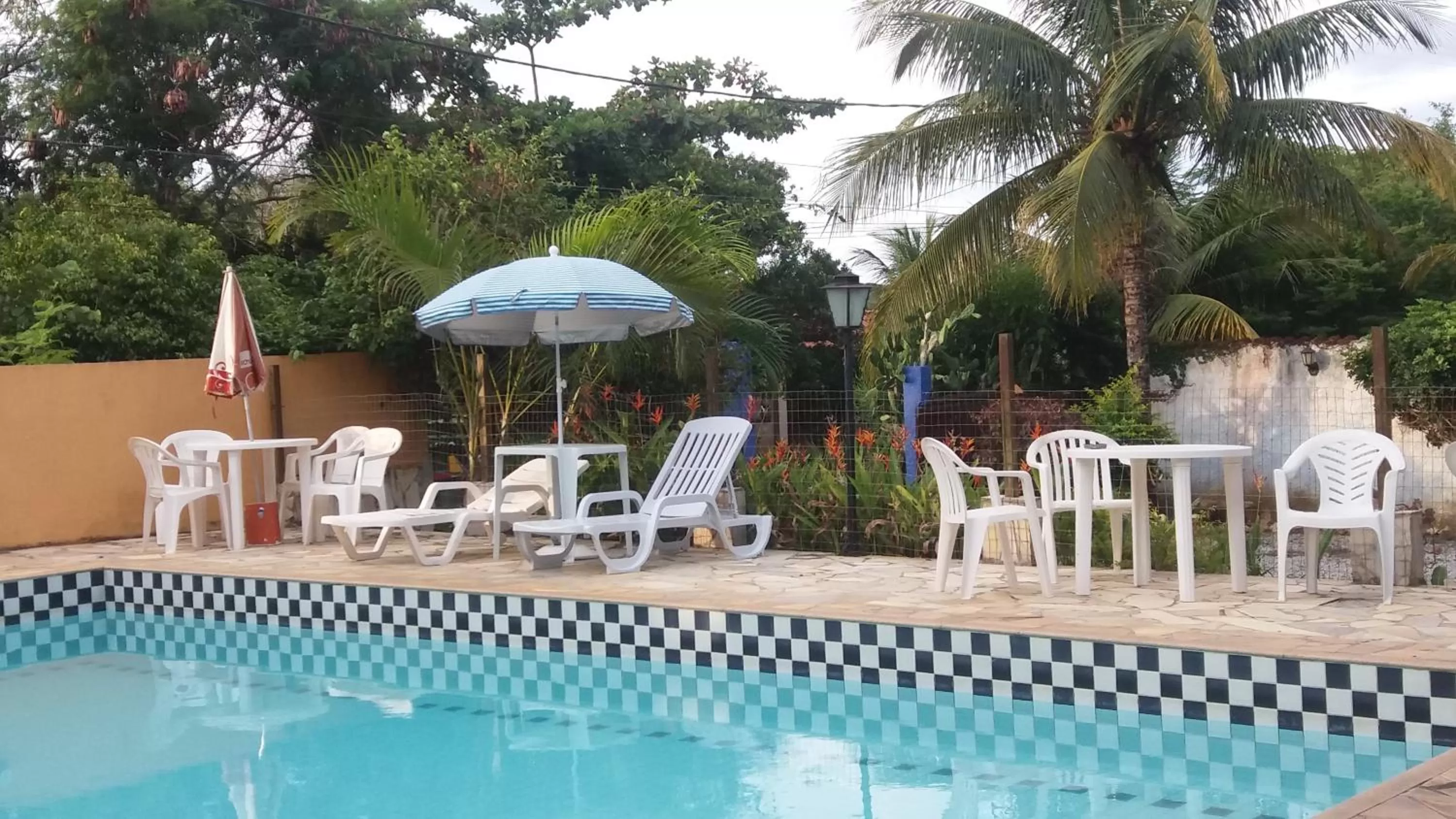 Swimming pool in Pousada Barcarola