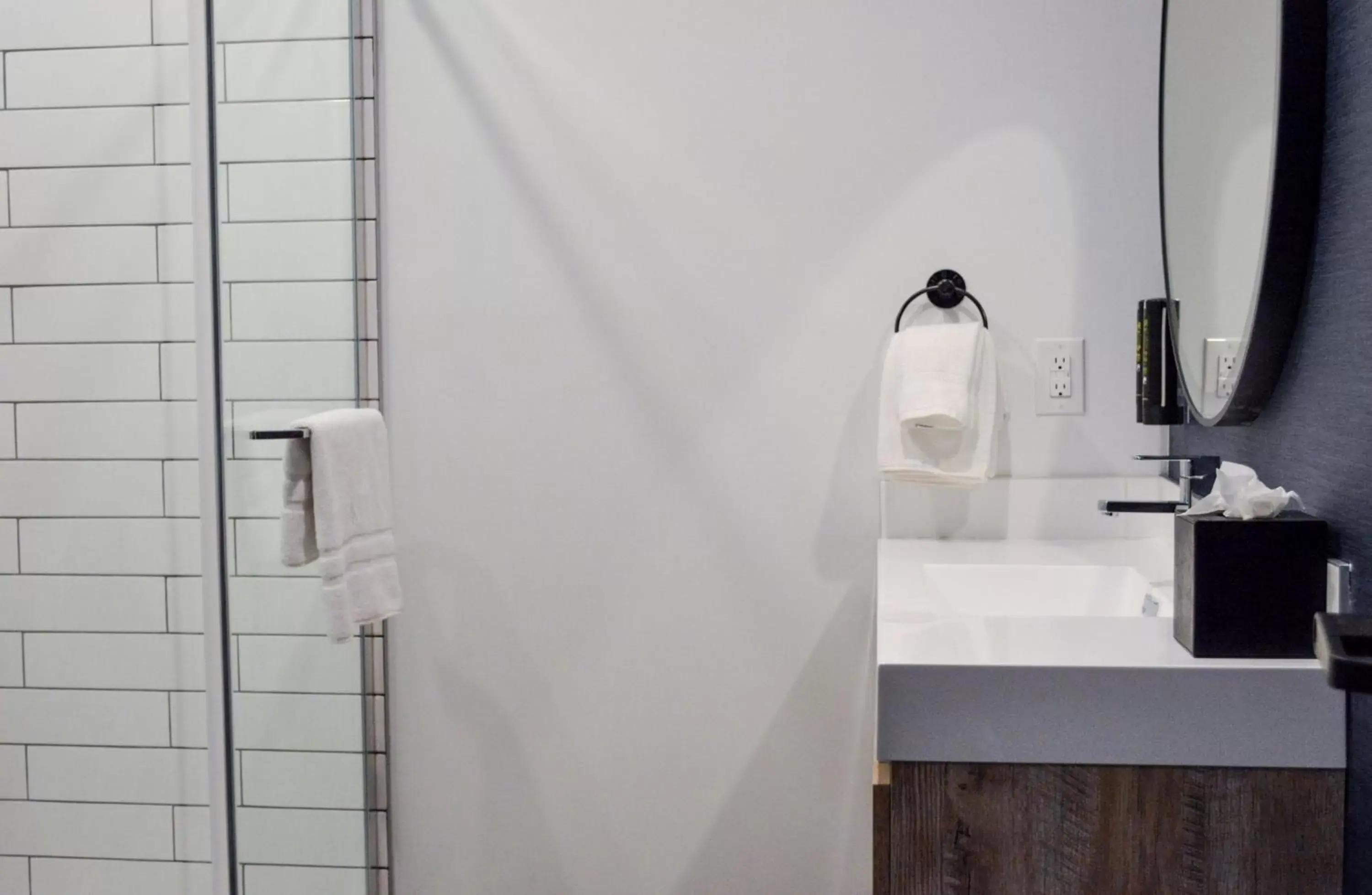 Bathroom in Cannery Lofts Niagara
