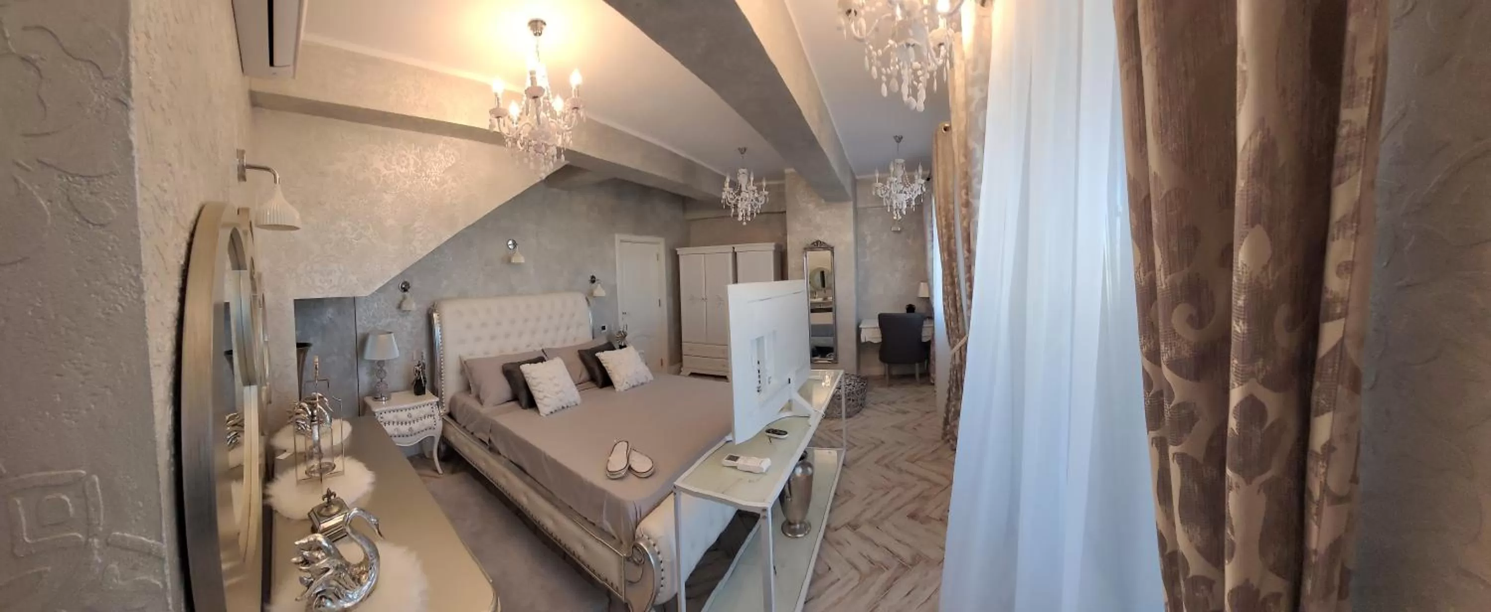 Bed in Terrace Suites Iasi