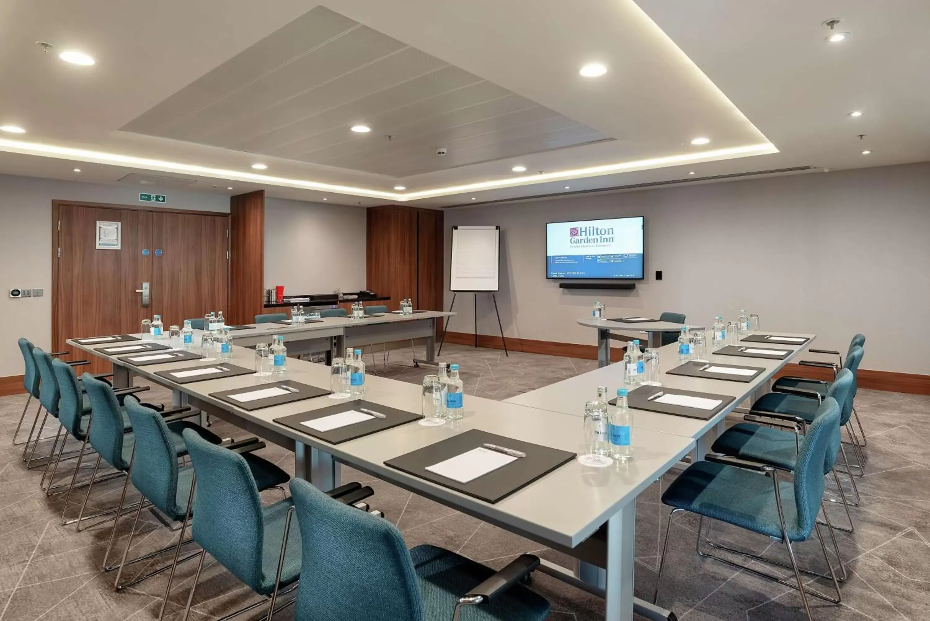 Meeting/conference room in Hilton Garden Inn London Heathrow Terminal 2 and 3