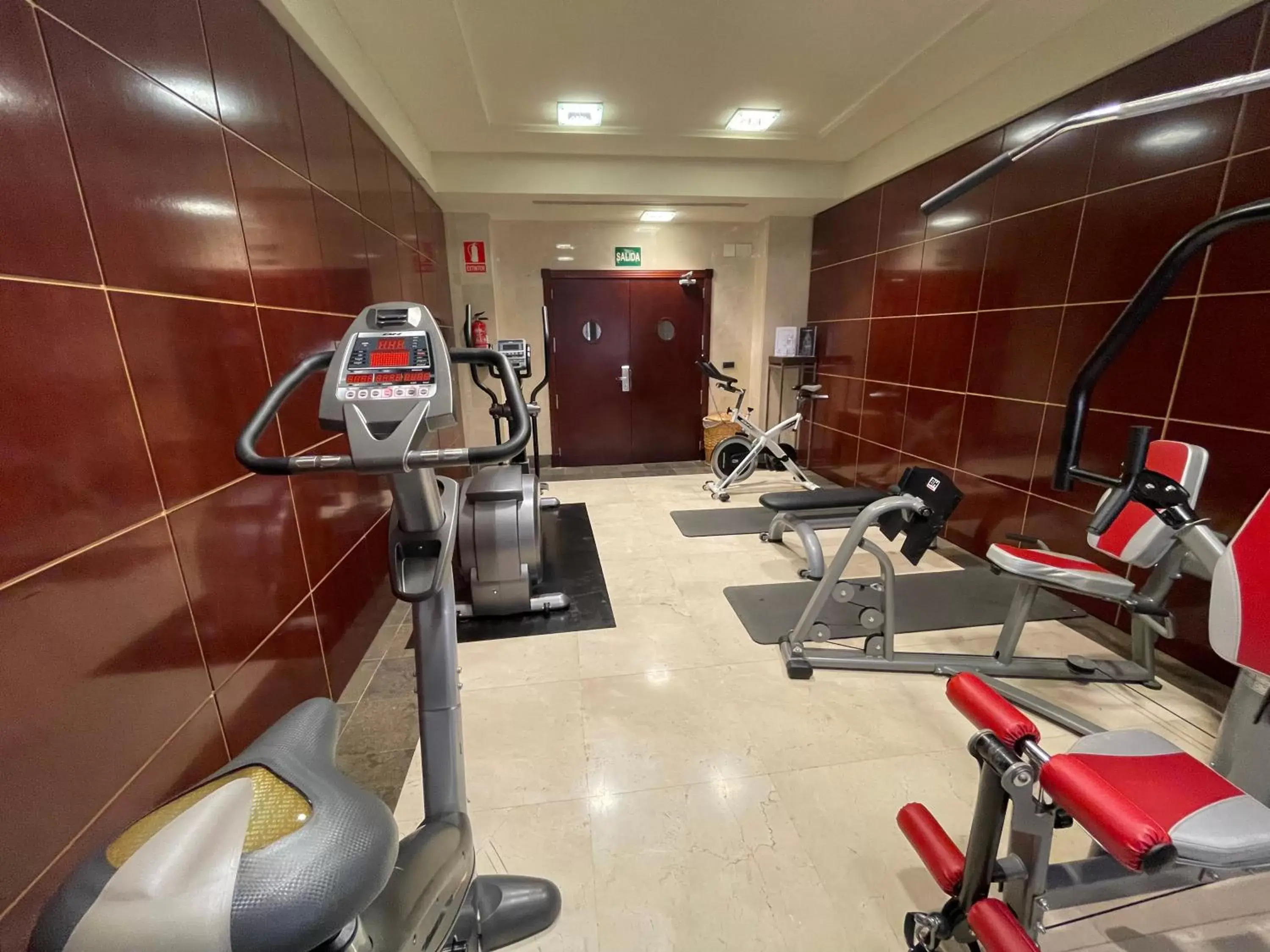 Fitness centre/facilities, Fitness Center/Facilities in Hotel Badajoz Center