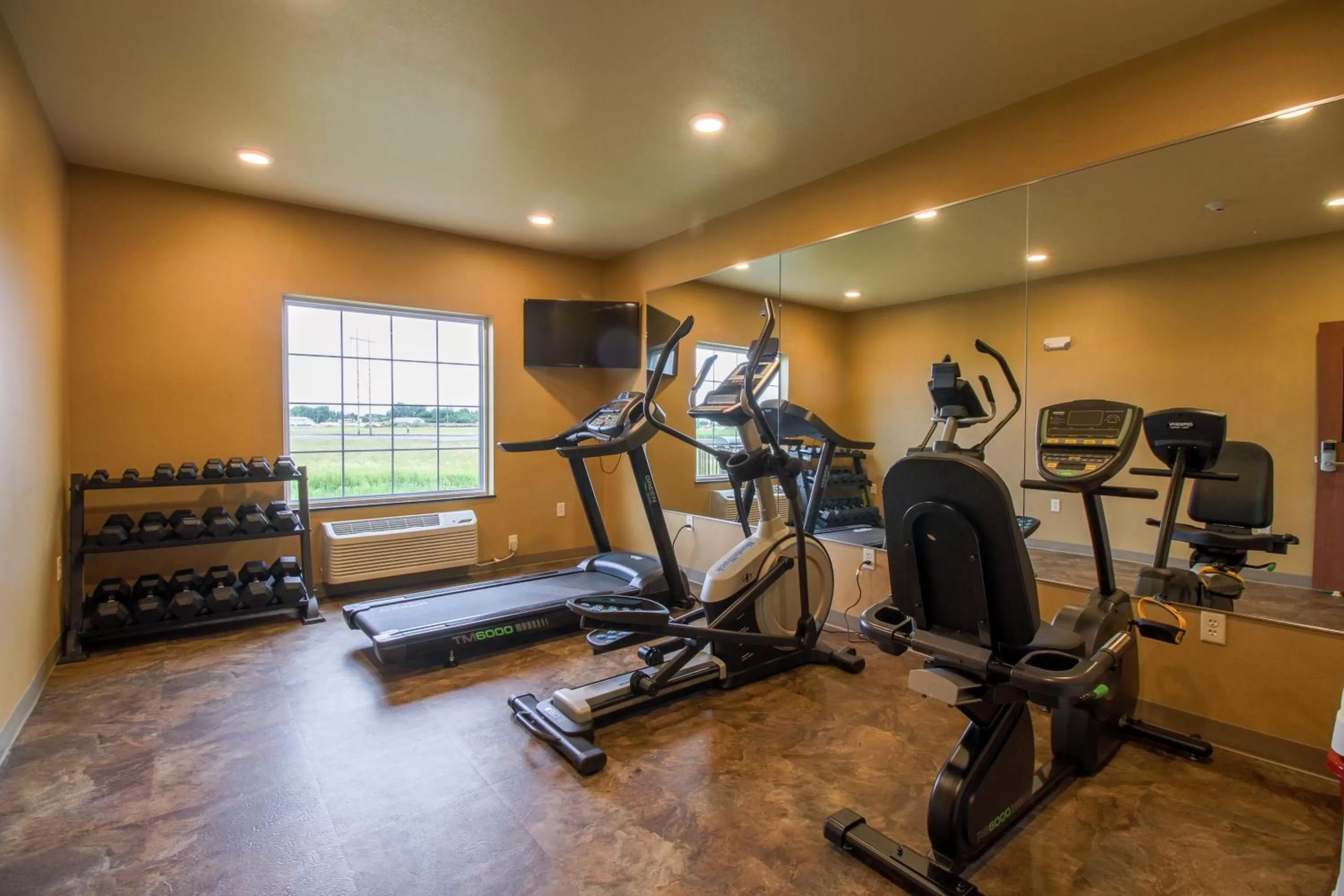 Fitness centre/facilities in Cobblestone Hotel & Suites - Devils Lake