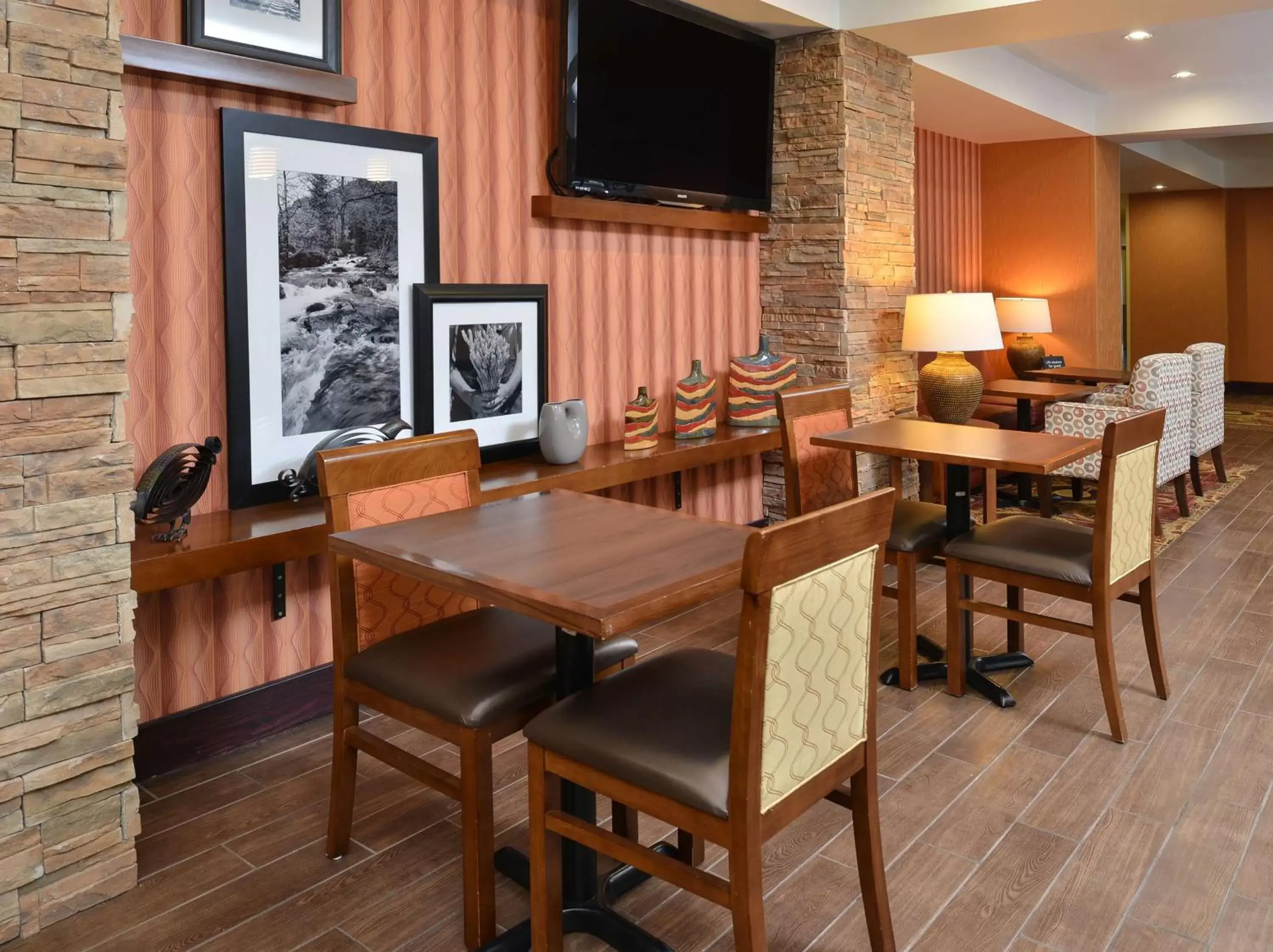 Lobby or reception in Hampton Inn Ottumwa Lobby or reception in Hampton Inn Ottumwa