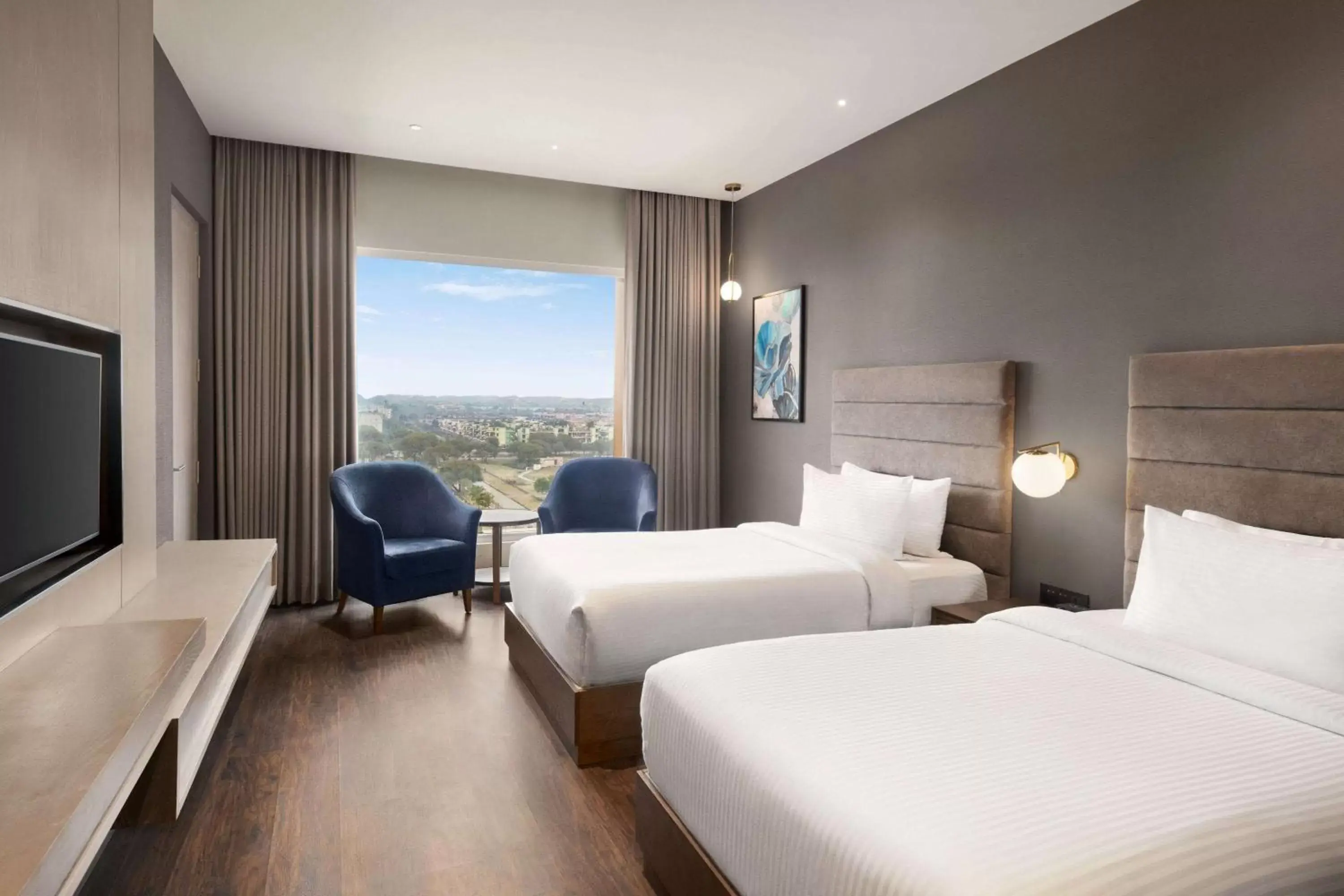 Photo of the whole room, Bed in Wyndham Chandigarh Mohali Photo of the whole room, Bed in Wyndham Chandigarh Mohali