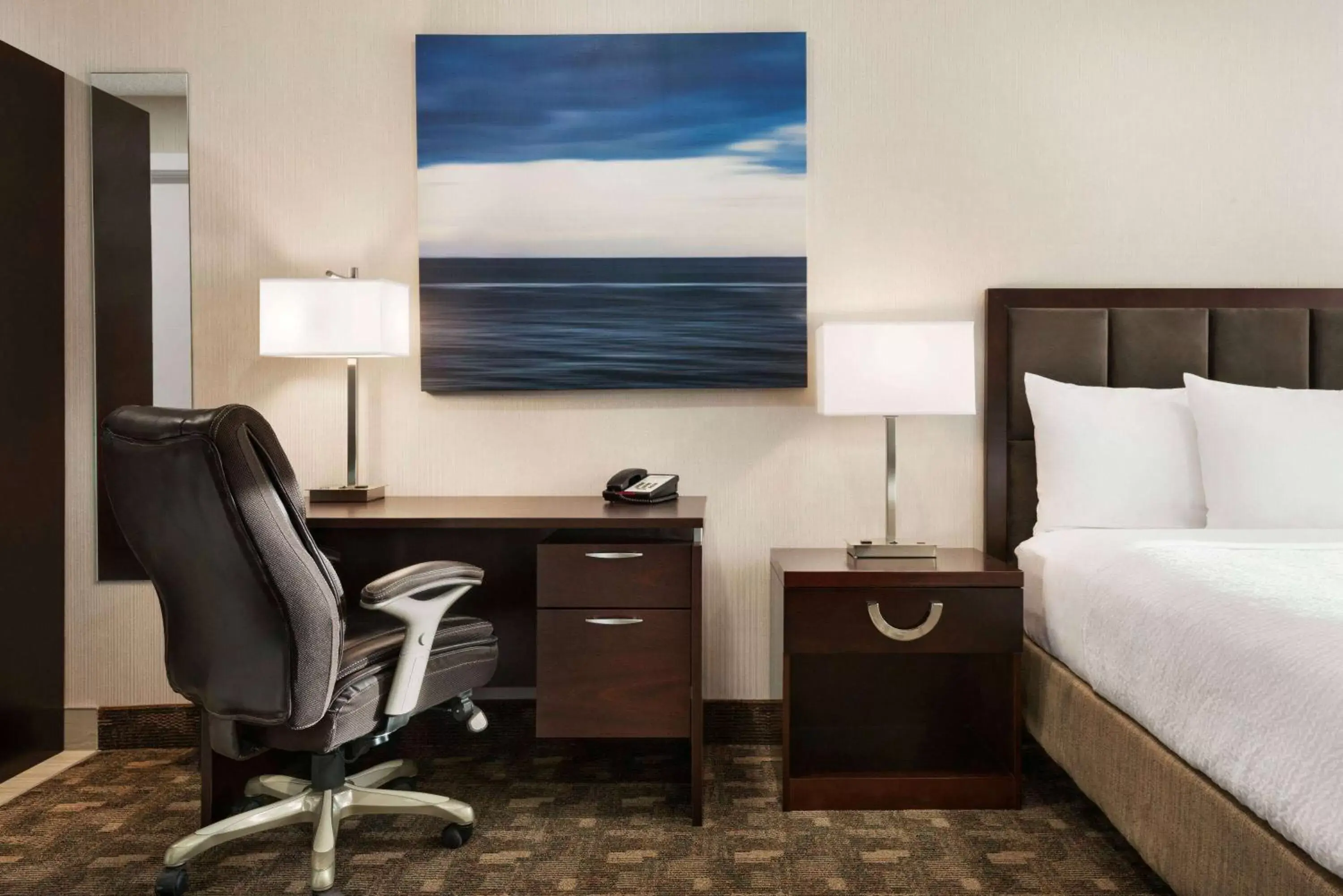 Photo of the whole room, Bed in Days Inn by Wyndham Wainwright Photo of the whole room, Bed in Days Inn by Wyndham Wainwright