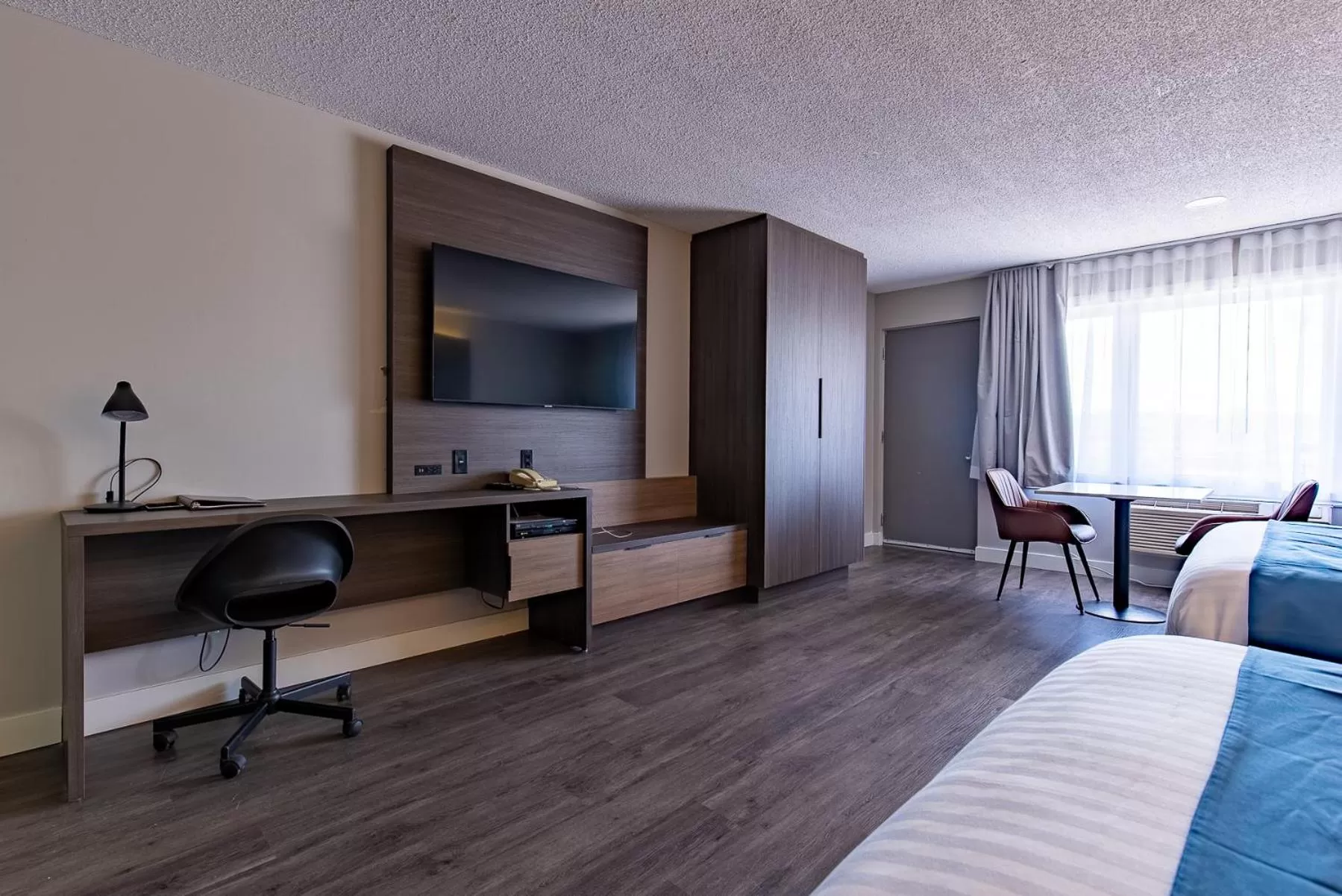 Bed in Auberge L'Étape