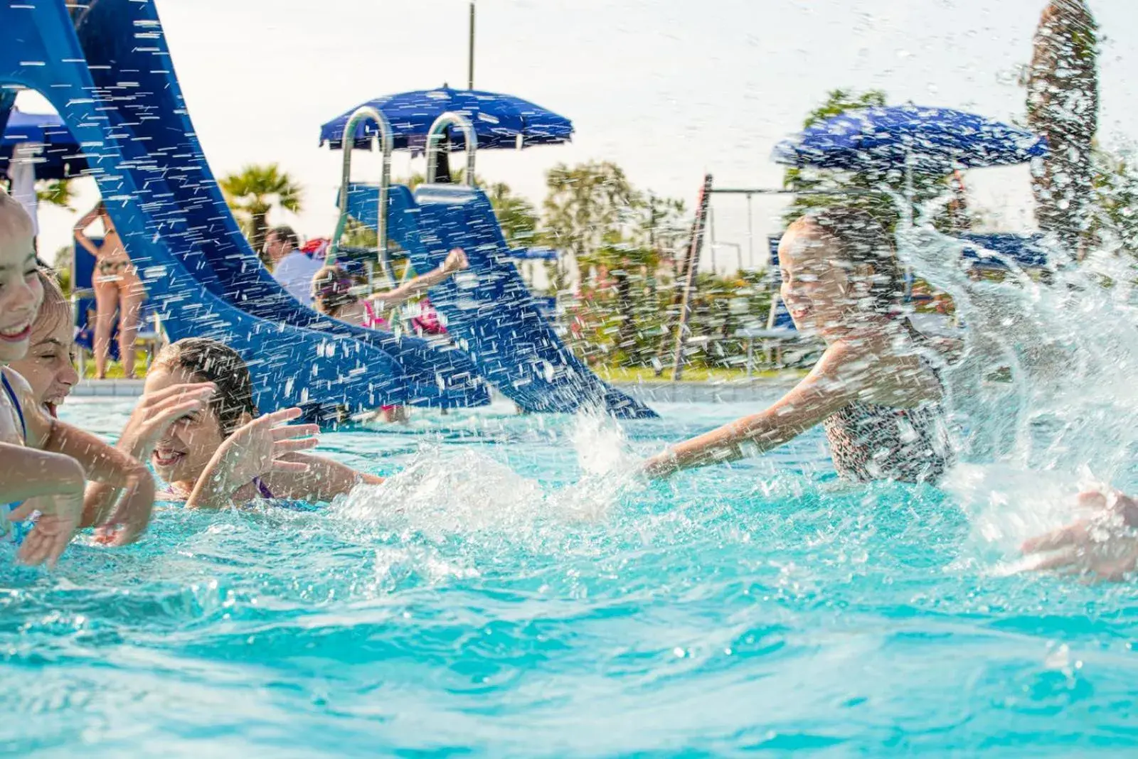 Swimming pool, Water Park in Hotel Airone isola d'Elba