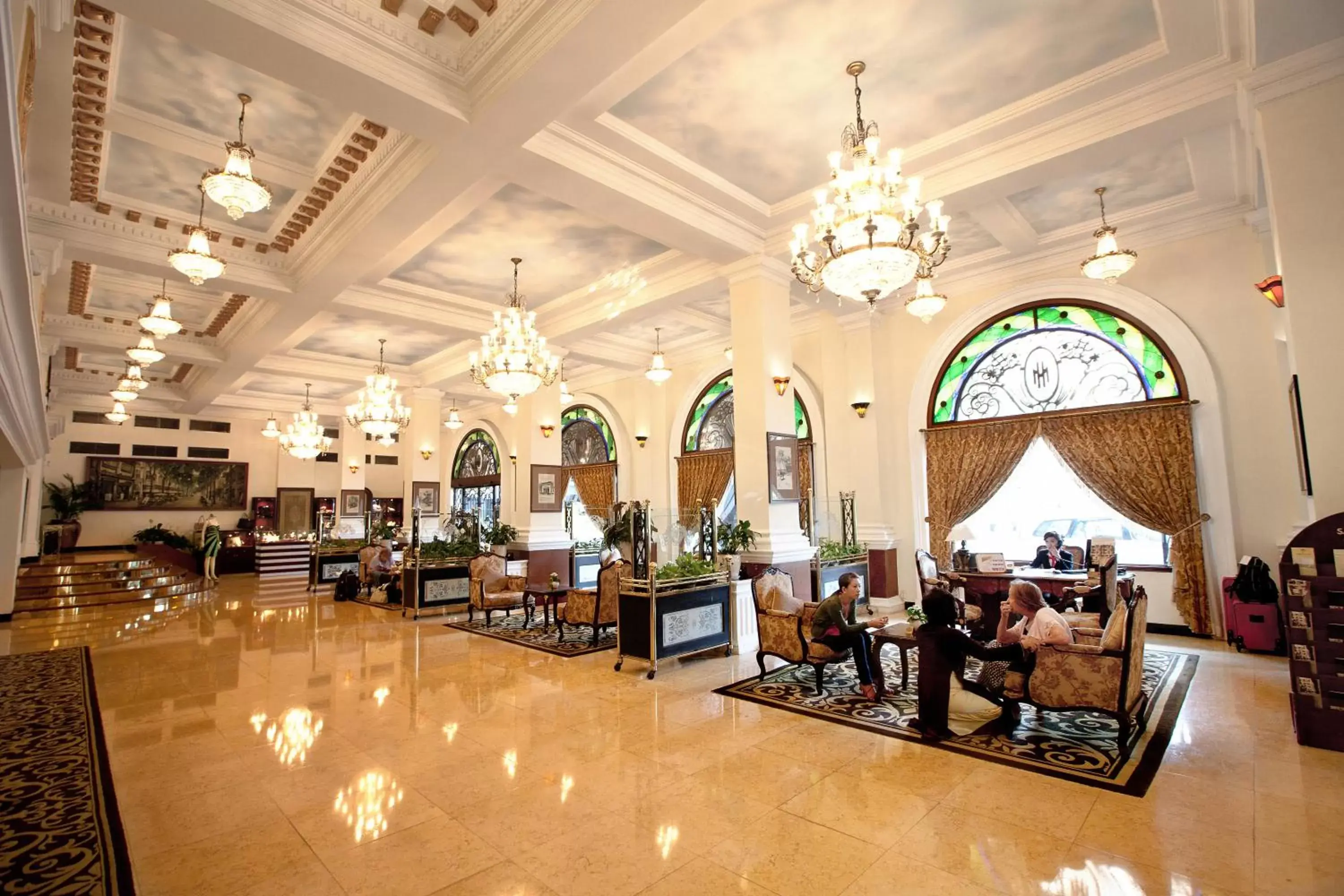 Lobby or reception, Restaurant/Places to Eat in Hotel Majestic Saigon