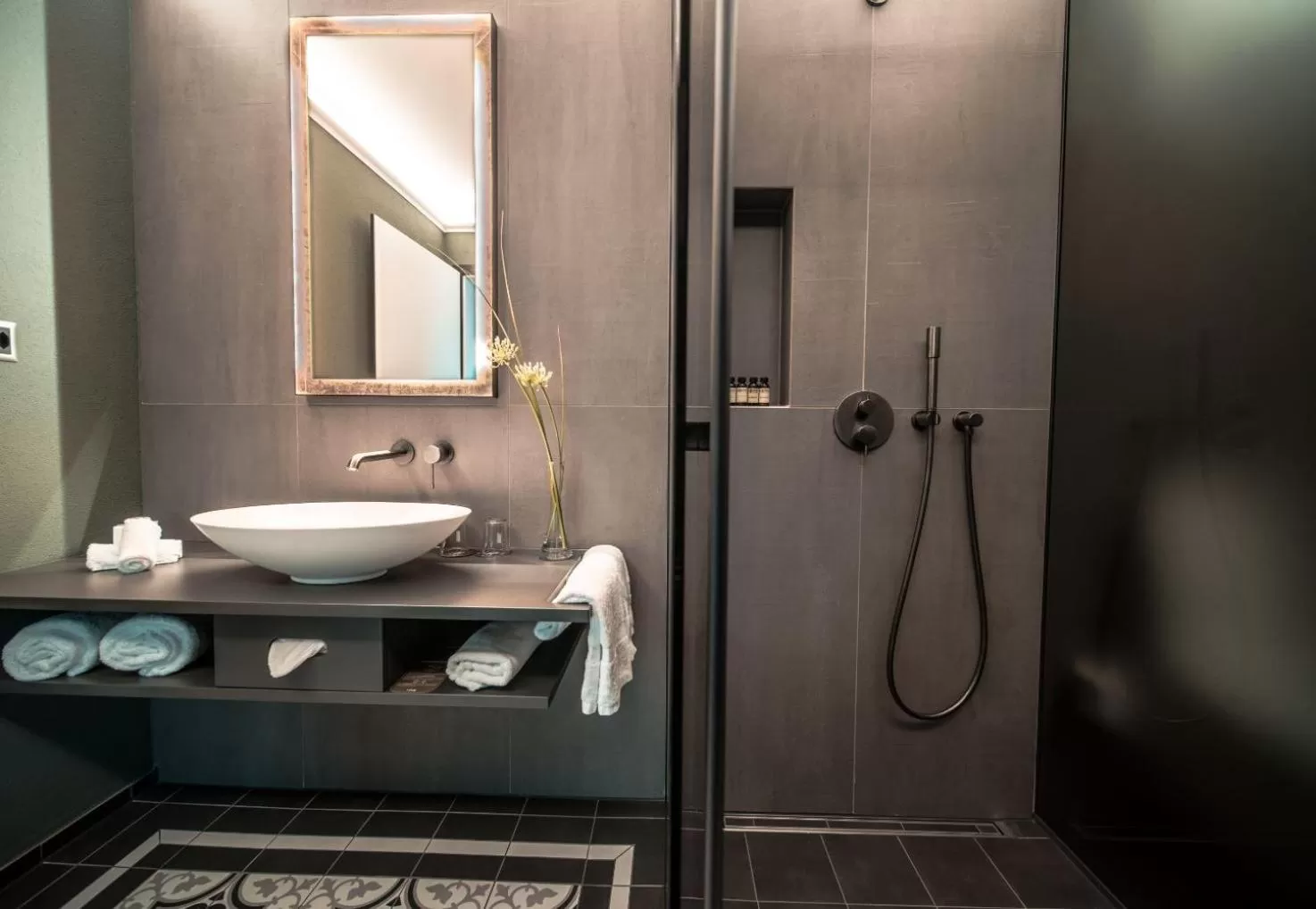 Bathroom in Royal St. Georges Hotel Interlaken - MGallery Collection