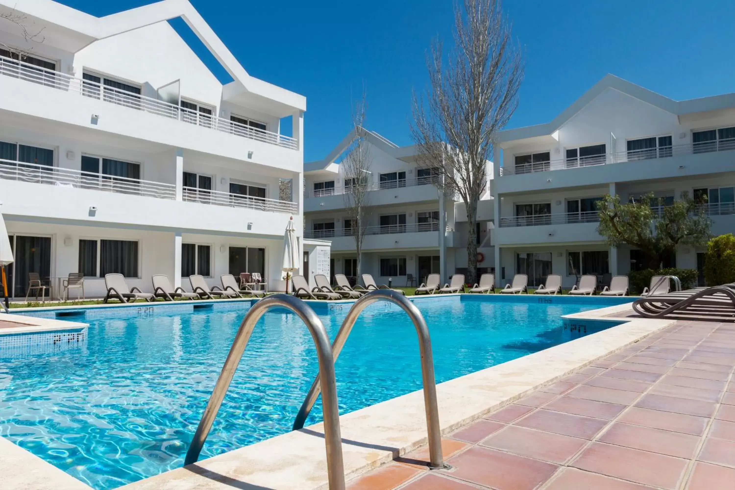 Swimming Pool in Duvabitat Apartments