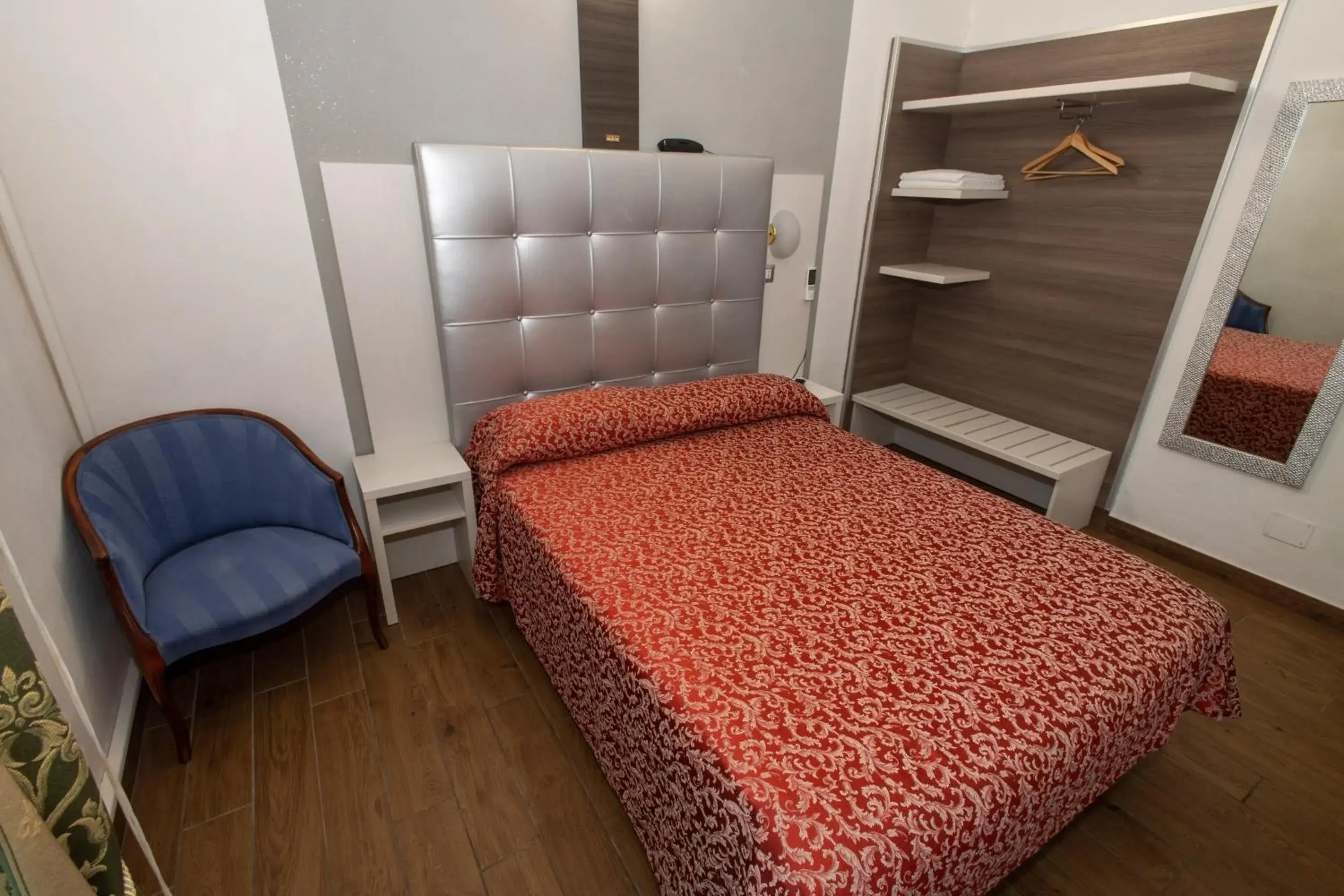 Bed in Hotel Piola