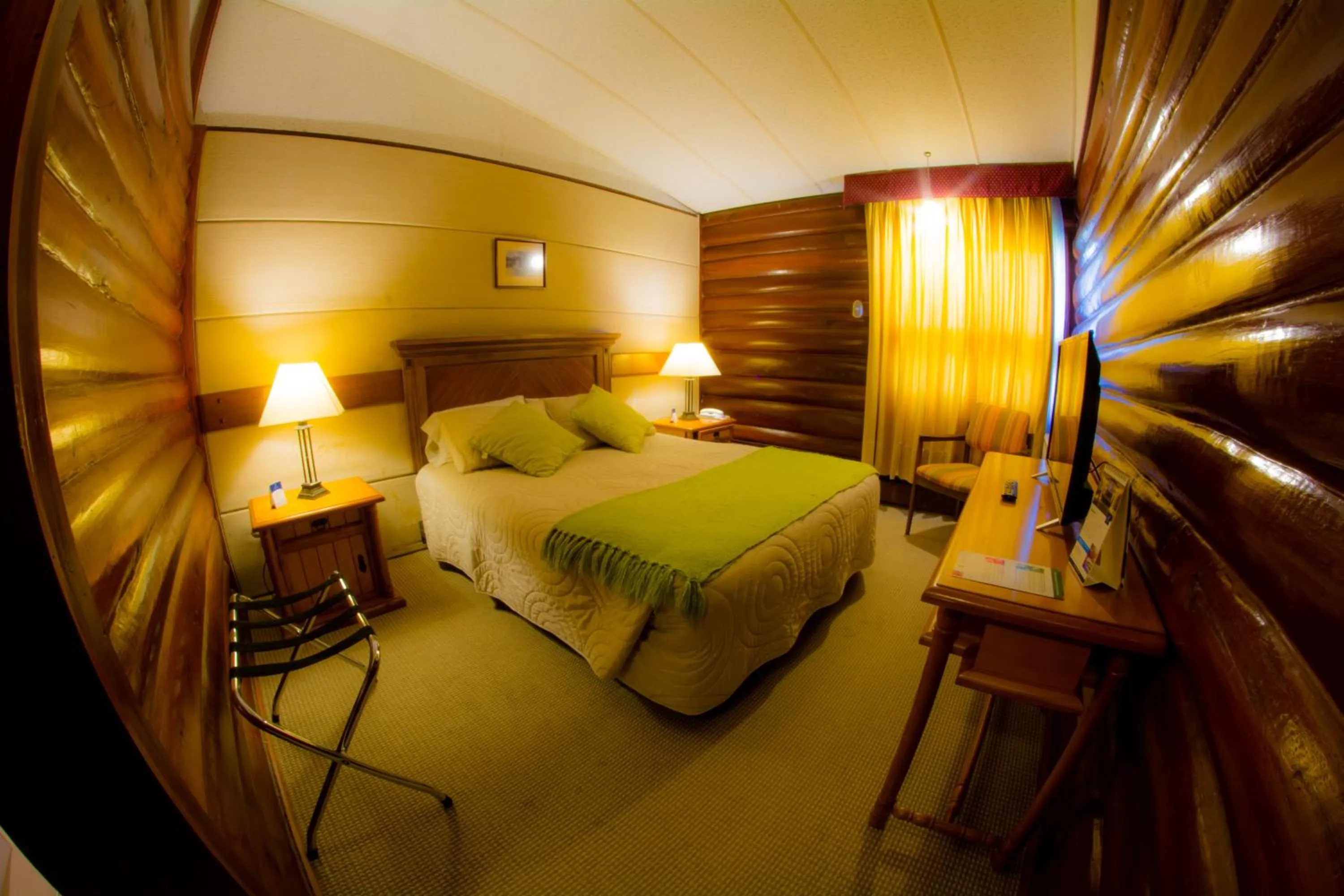 Bed in Panamericana Hotel Ancud