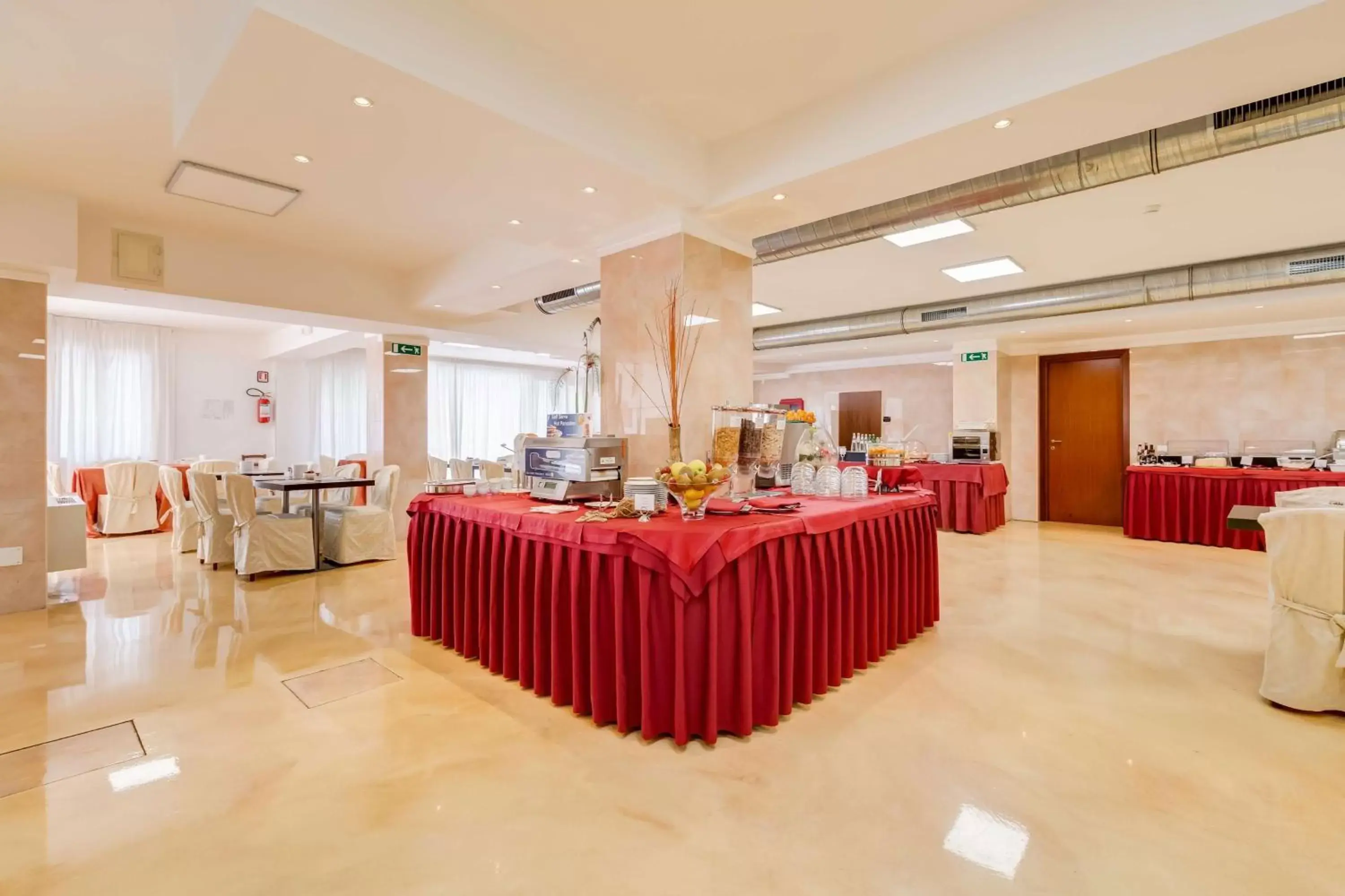 Restaurant/places to eat, Banquet Facilities in Best Western Hotel Rocca